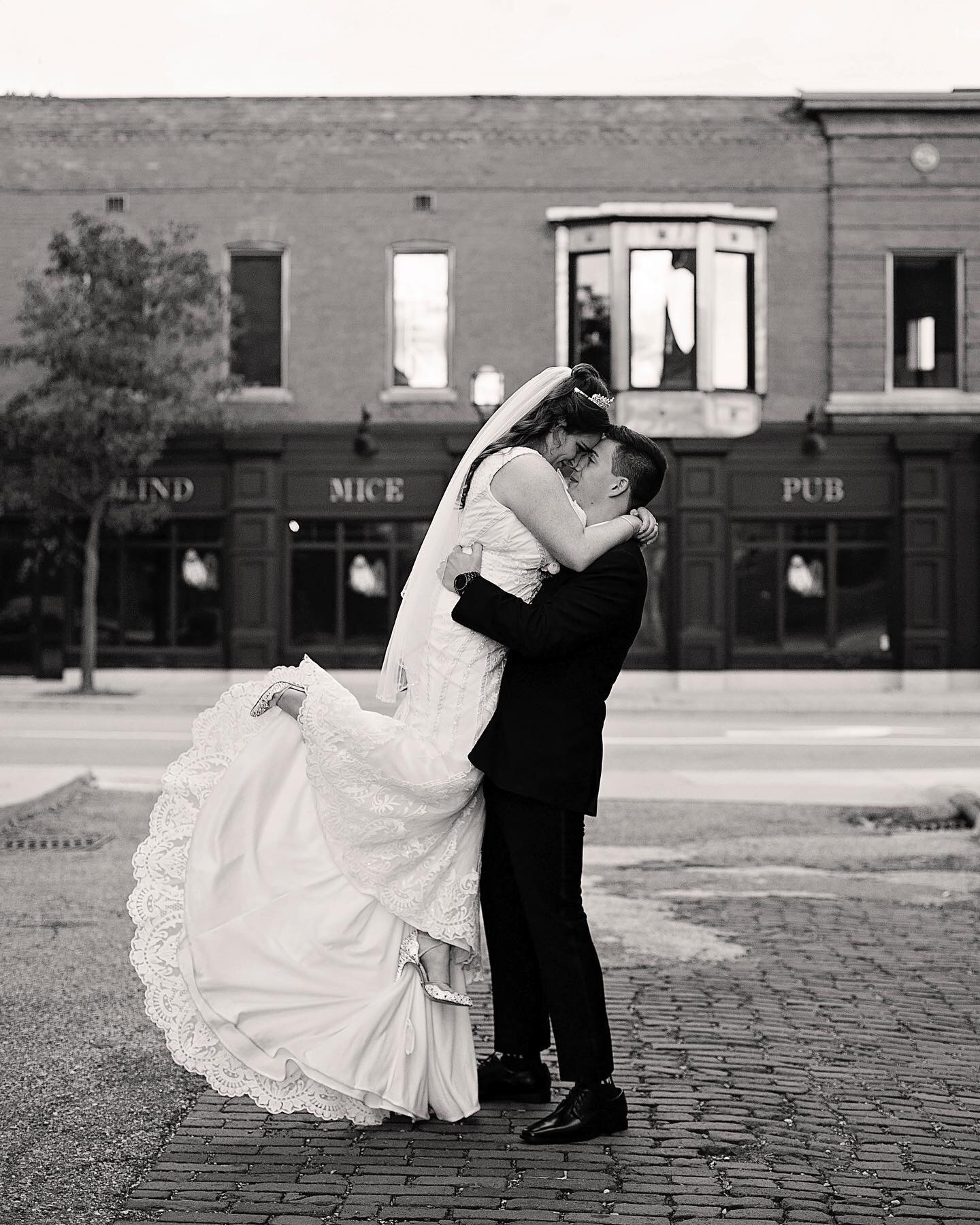 Sewgraceful Alterations 37590 Main St, New Baltimore Michigan 48047