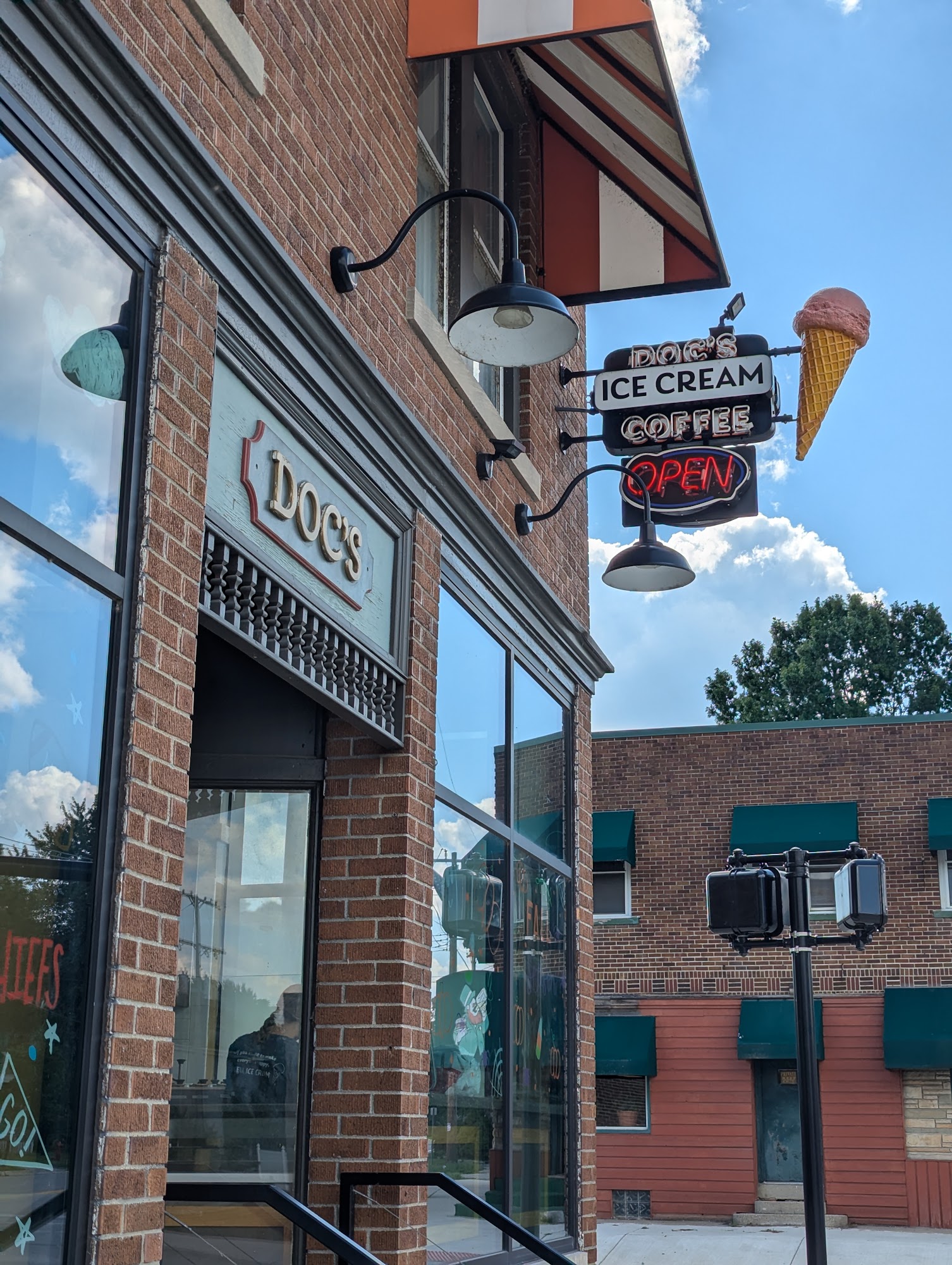 Doc's Ice Cream and Coffee New Boston