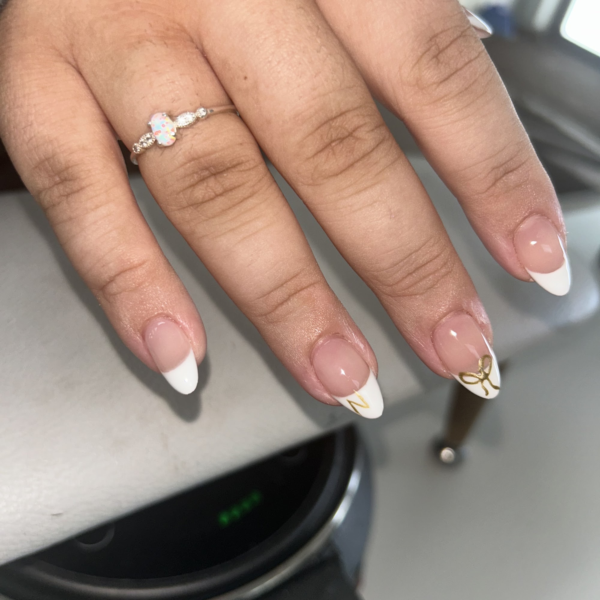 Beach Babe 4433 S U.S. 23, Oscoda Michigan 48750