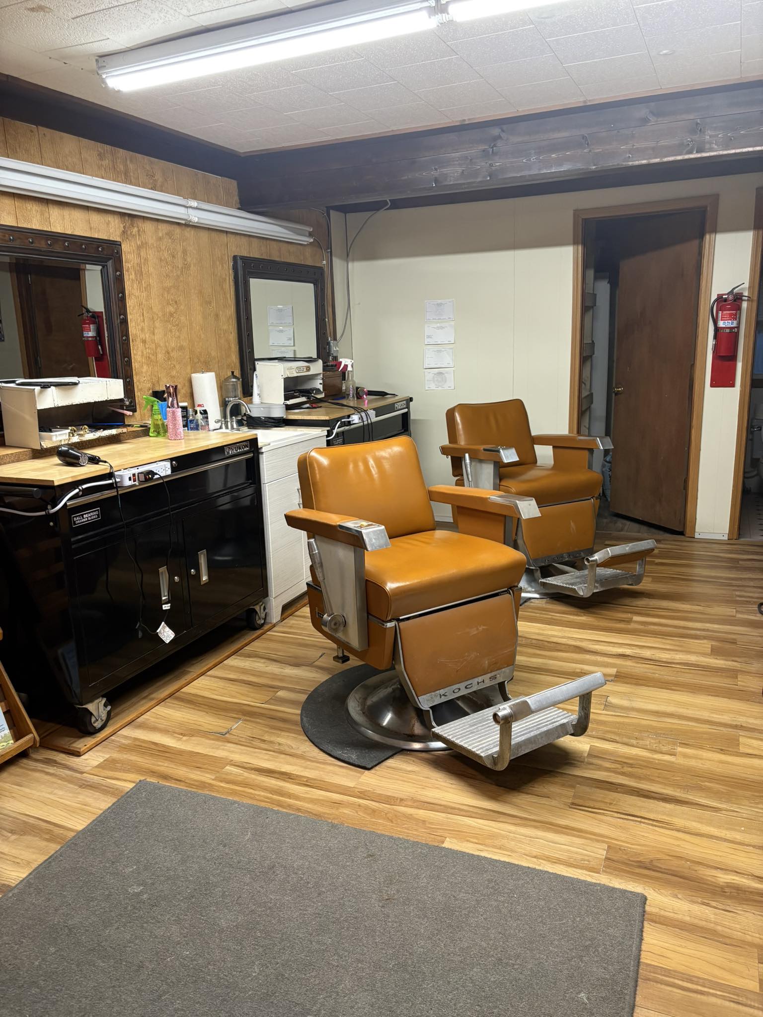 Pinckney Barbershop