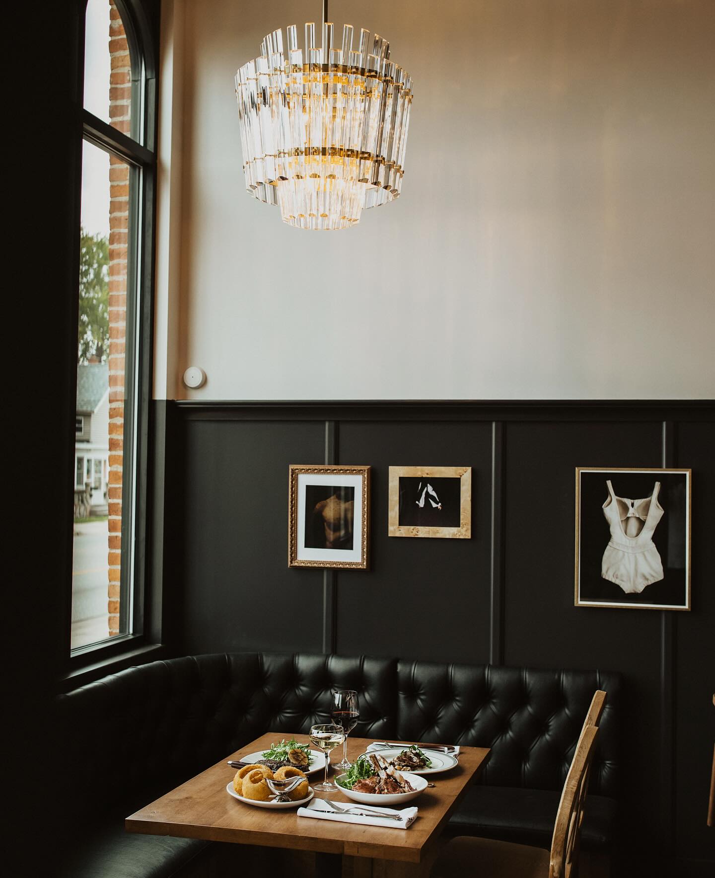 Dog & The Bank Plainwell