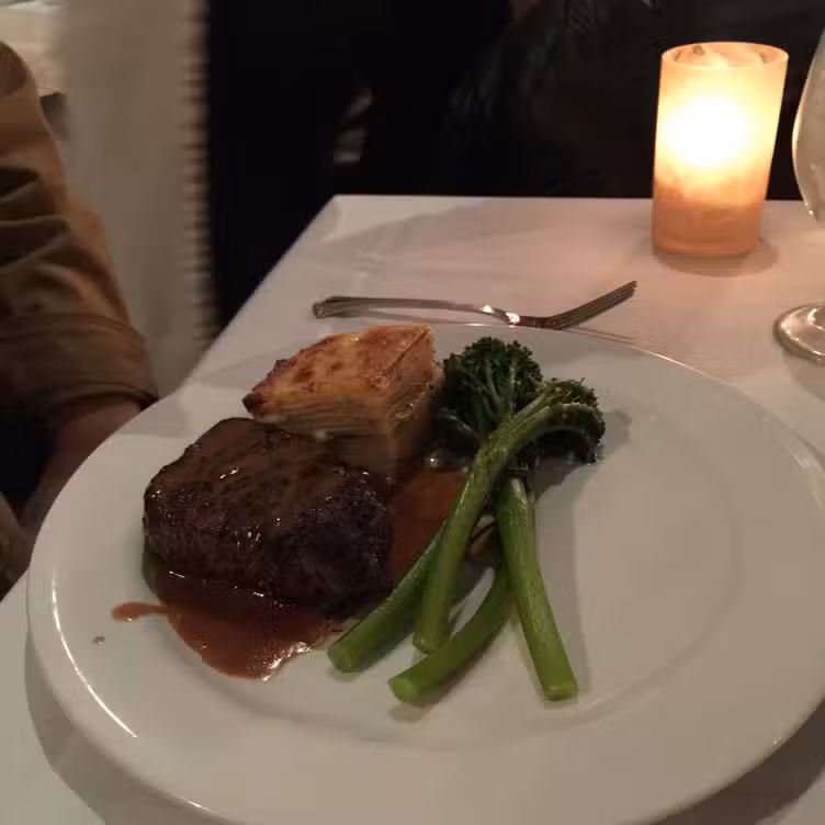 Photo credit: opentable