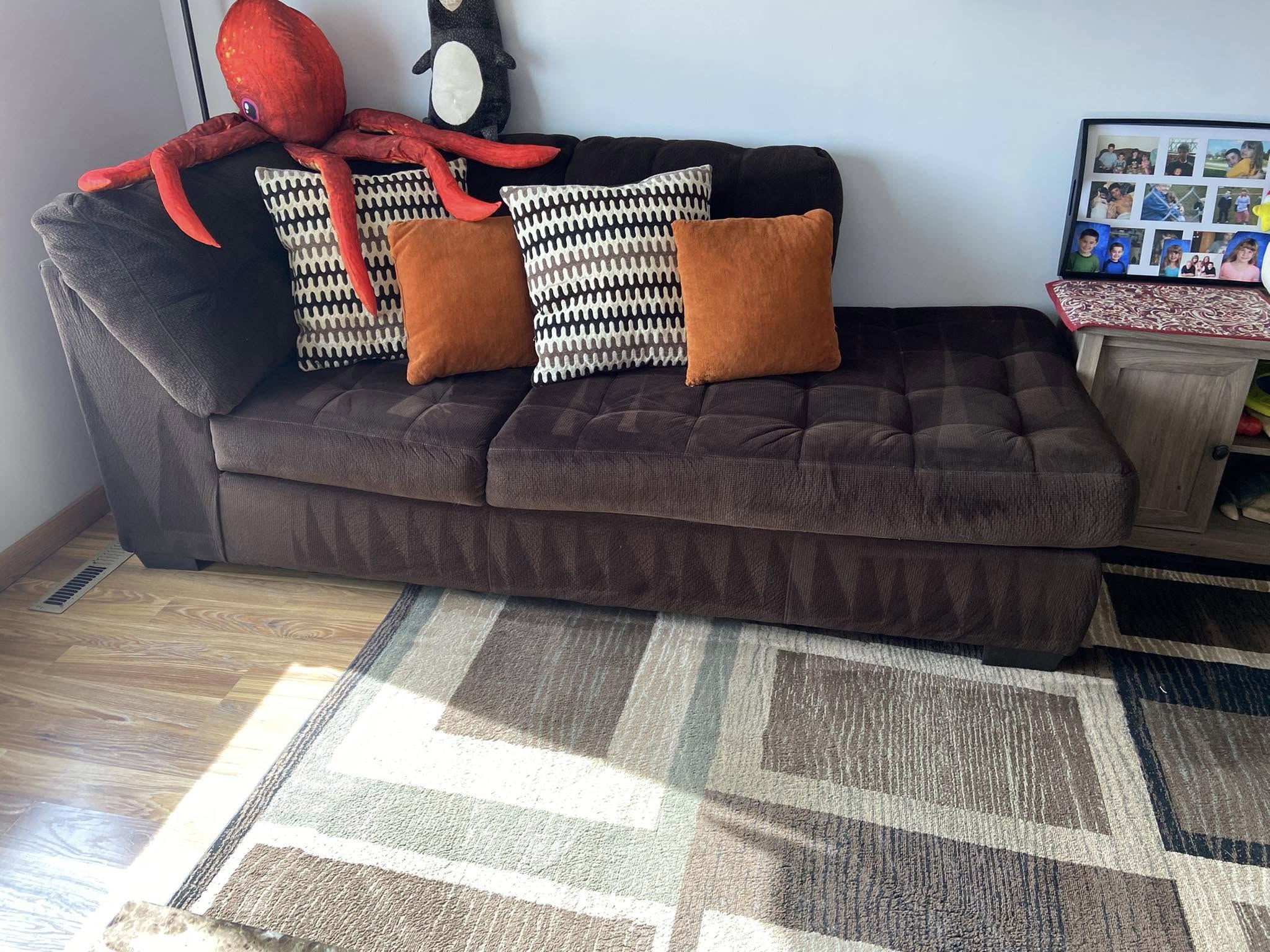 A Helping Hand House Cleaning