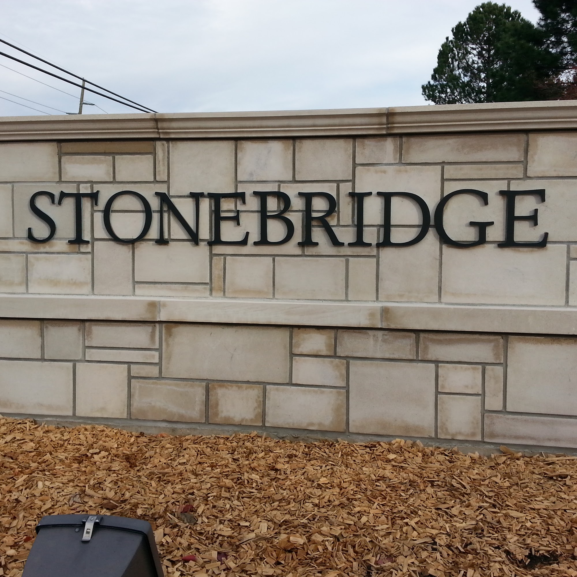 Creative Designs & Signs Pontiac