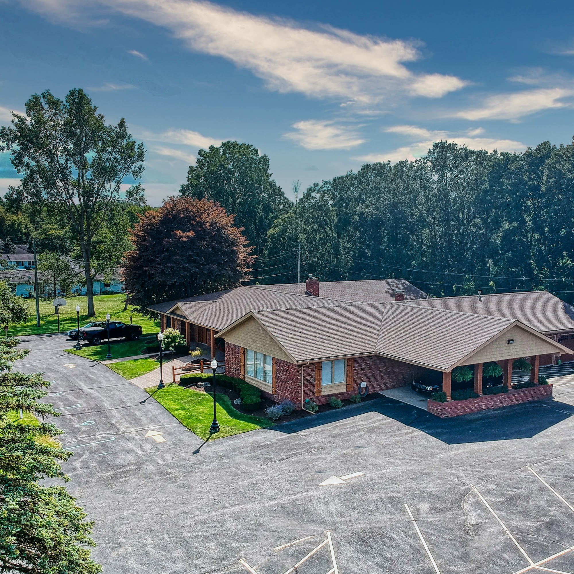 Peshek Family Funeral Home - Rewalt Chapel Richmond