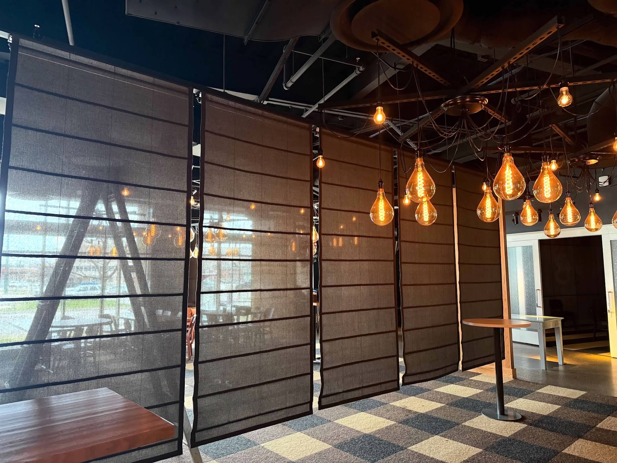 Bloomin' Blinds of Rochester Hills Rochester Hills