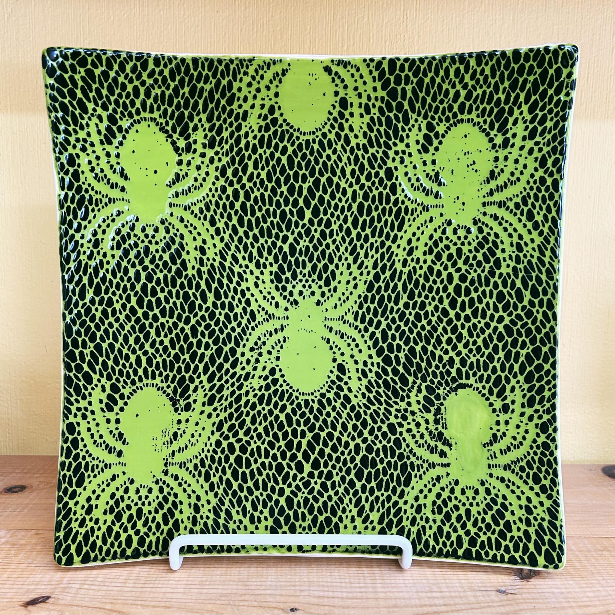 Mike's Place 421 Walnut Blvd, Rochester Michigan 48307