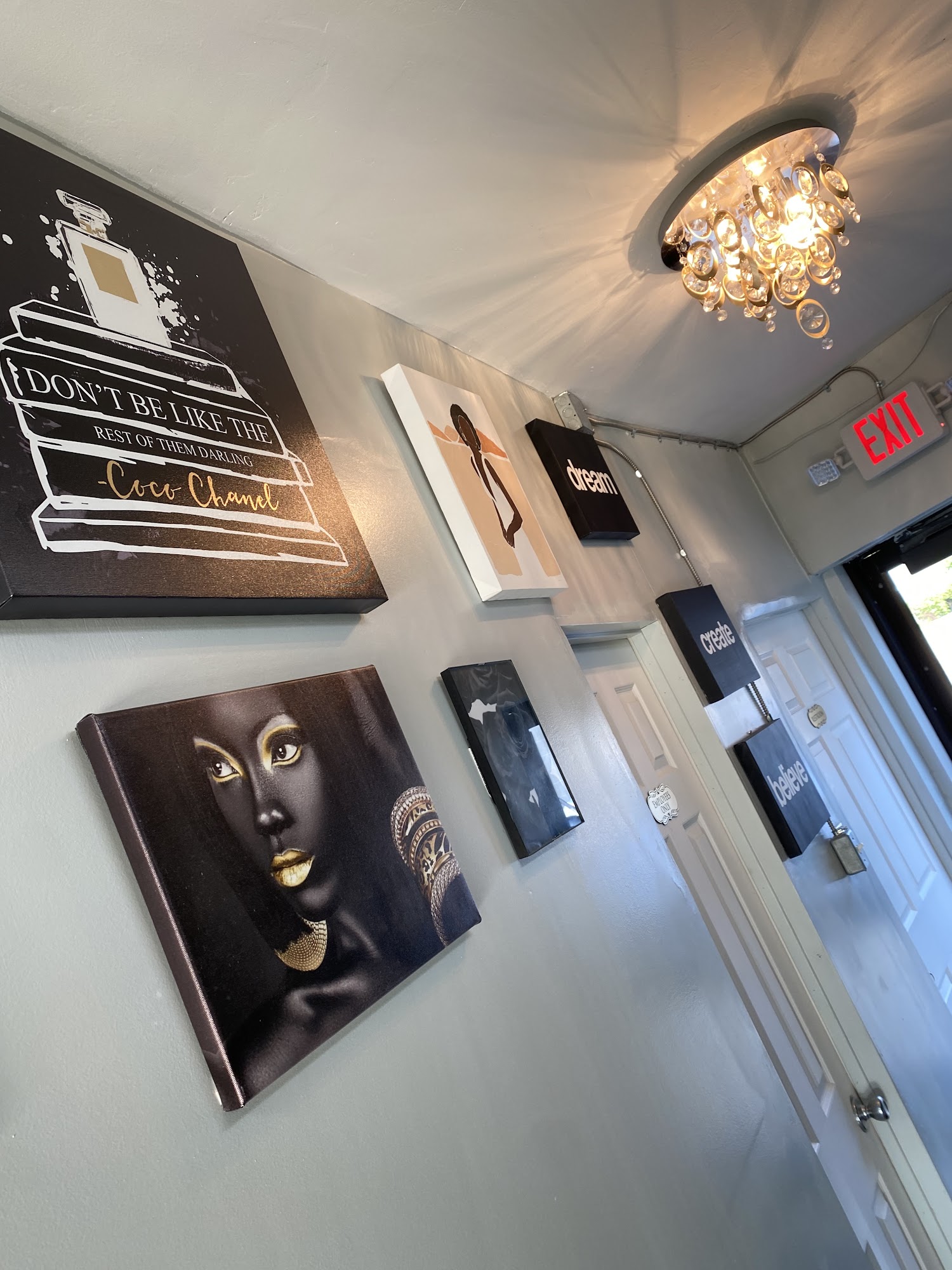 B Studio Hair Loss Center