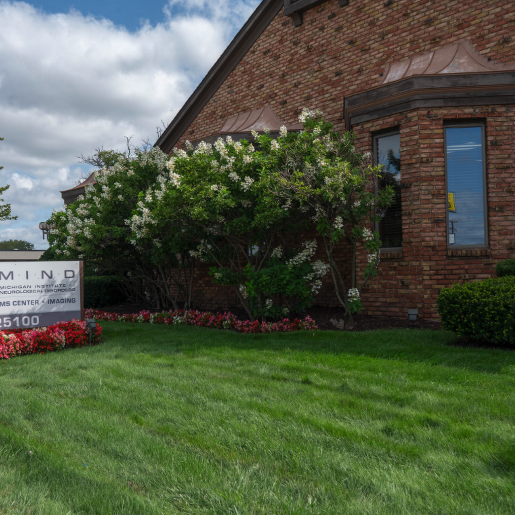 Michigan Institute for Neurological Disorders (MIND) 25100 Kelly Rd Suite B, Roseville Michigan 48066