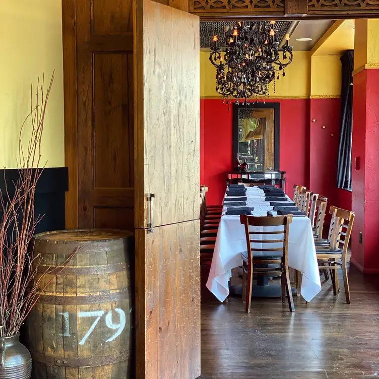 Photo credit: opentable