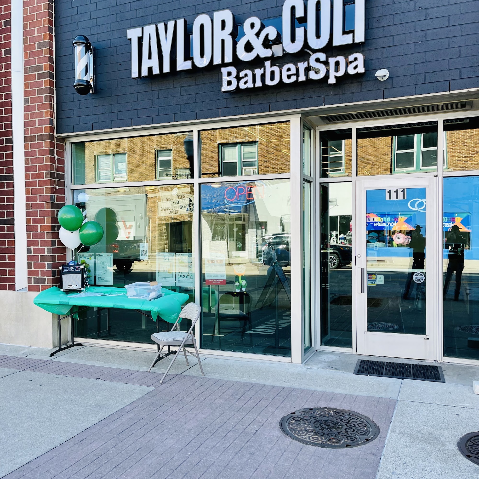 Taylor & Colt Barberspa | Royal Oak