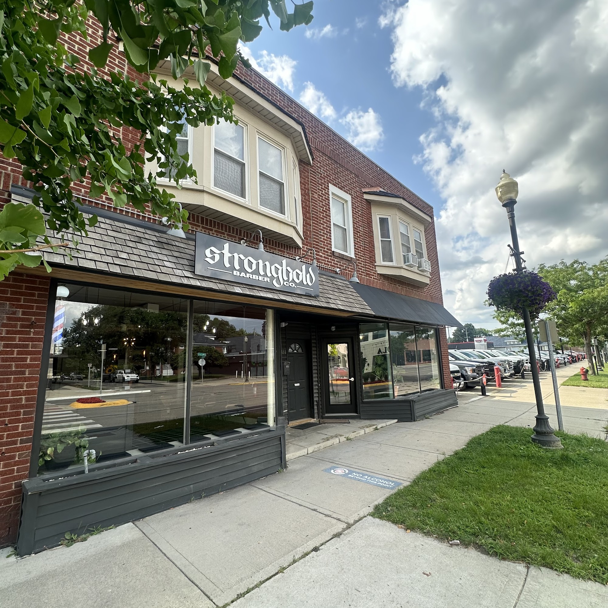 Stronghold Barber Co - Royal Oak Barber Shop