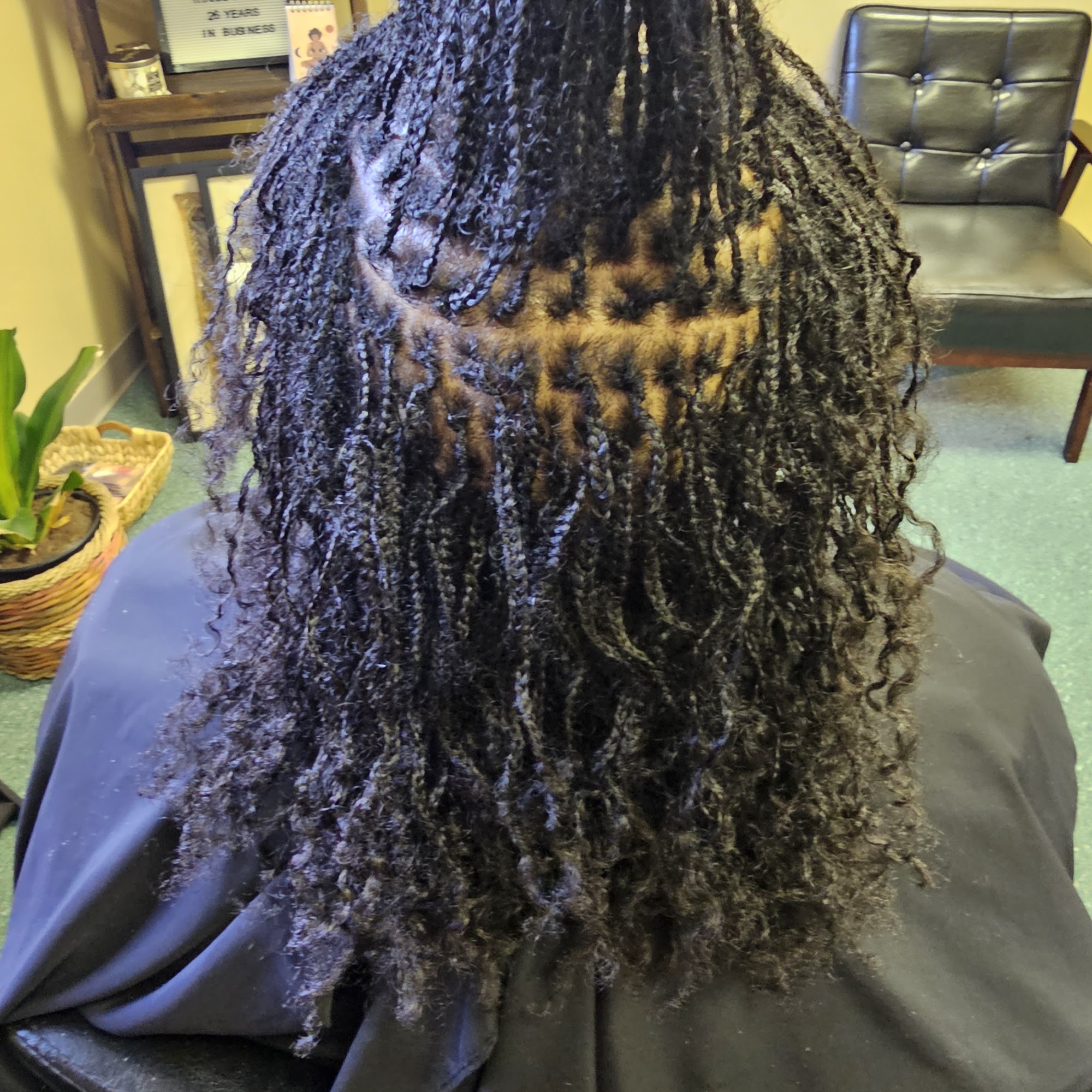 TEAM DIVINE Barber &Beauty Salon 714 Midway Ave, St Joseph Michigan 49085