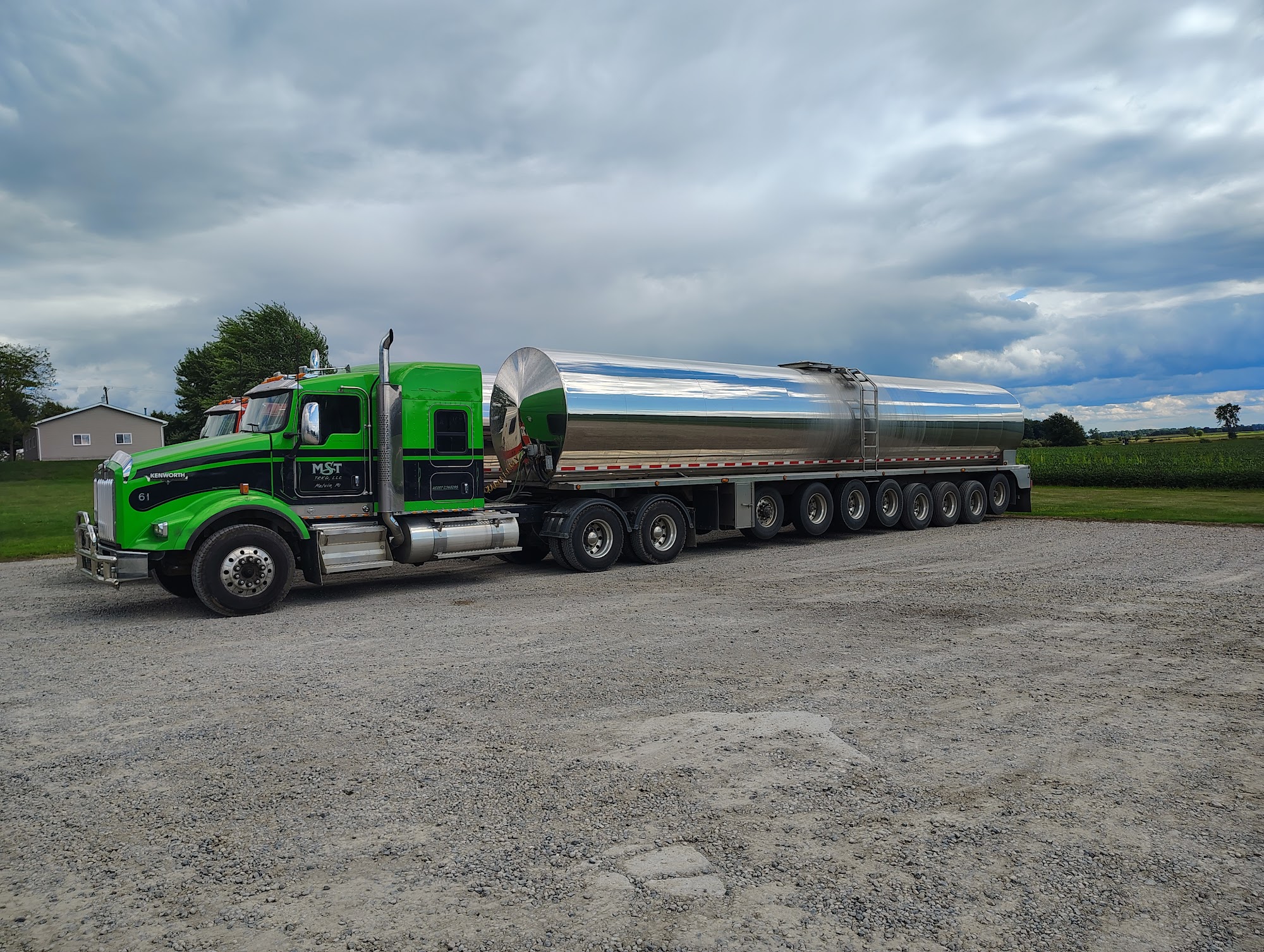 Meredith & Albrecht Trucking Snover