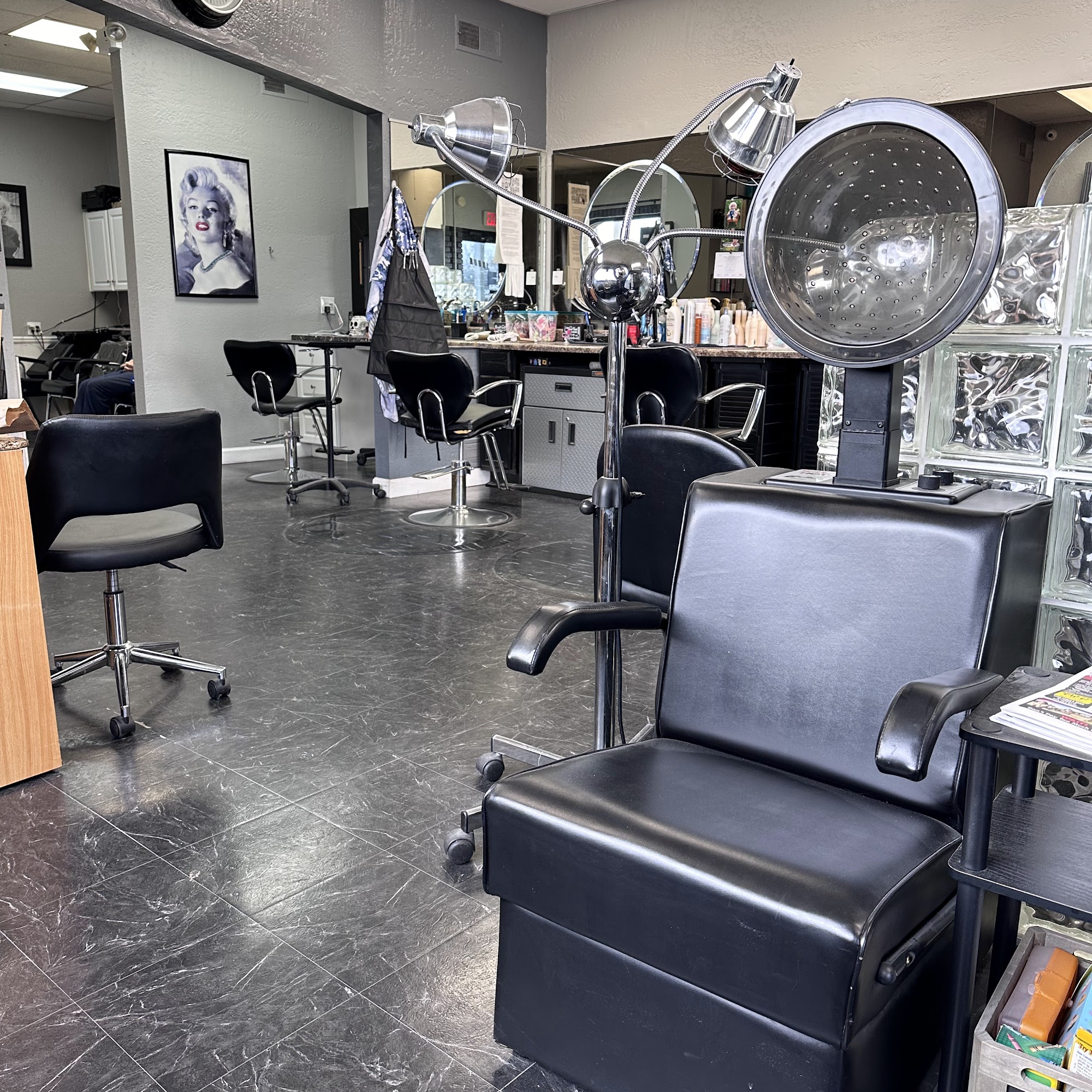 Unique Beauty Salon & Spa