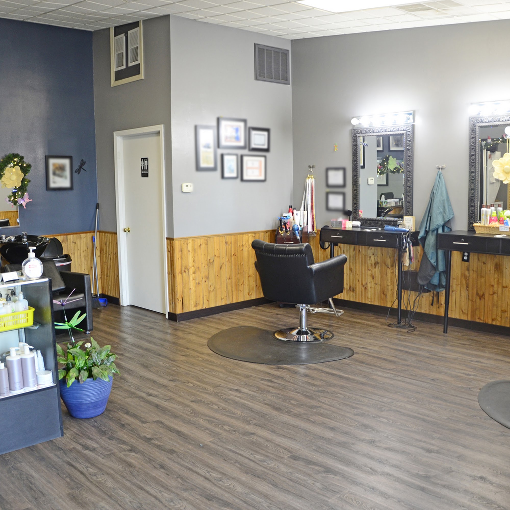 BeYOUnique Hair Salon 1189 N Nottawa St suite Street Suite C & D, Sturgis Michigan 49091