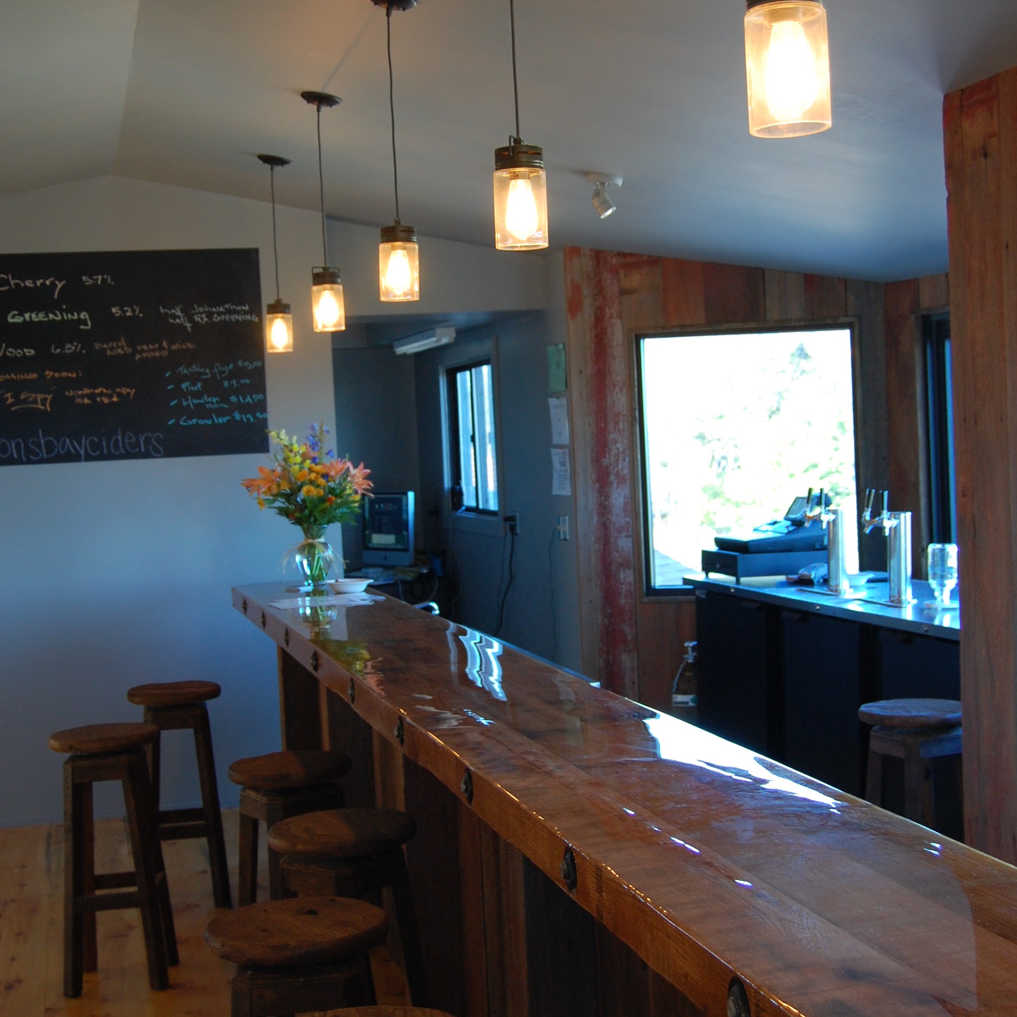 Suttons Bay Ciders Suttons Bay