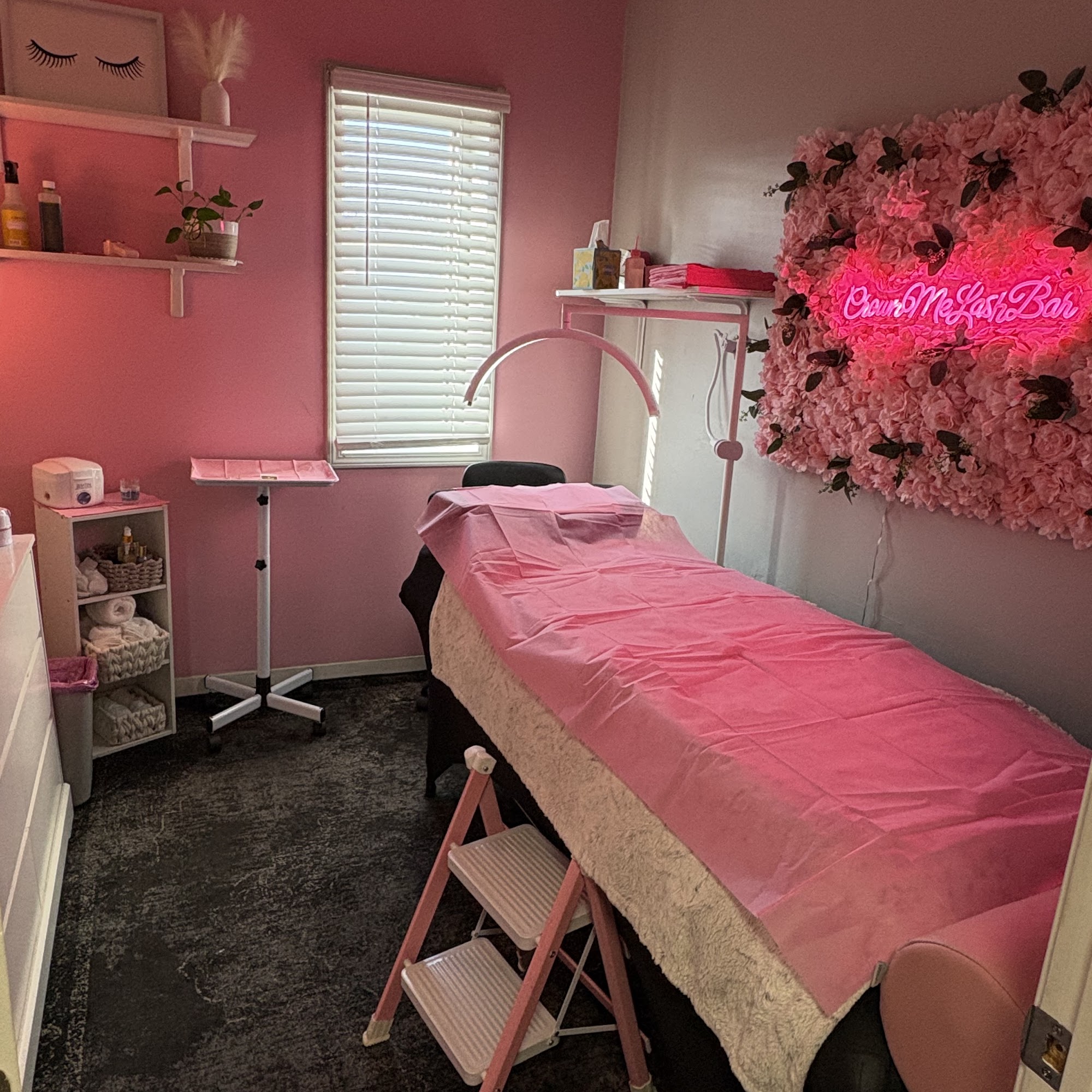 Crown Me Lash Bar LLC