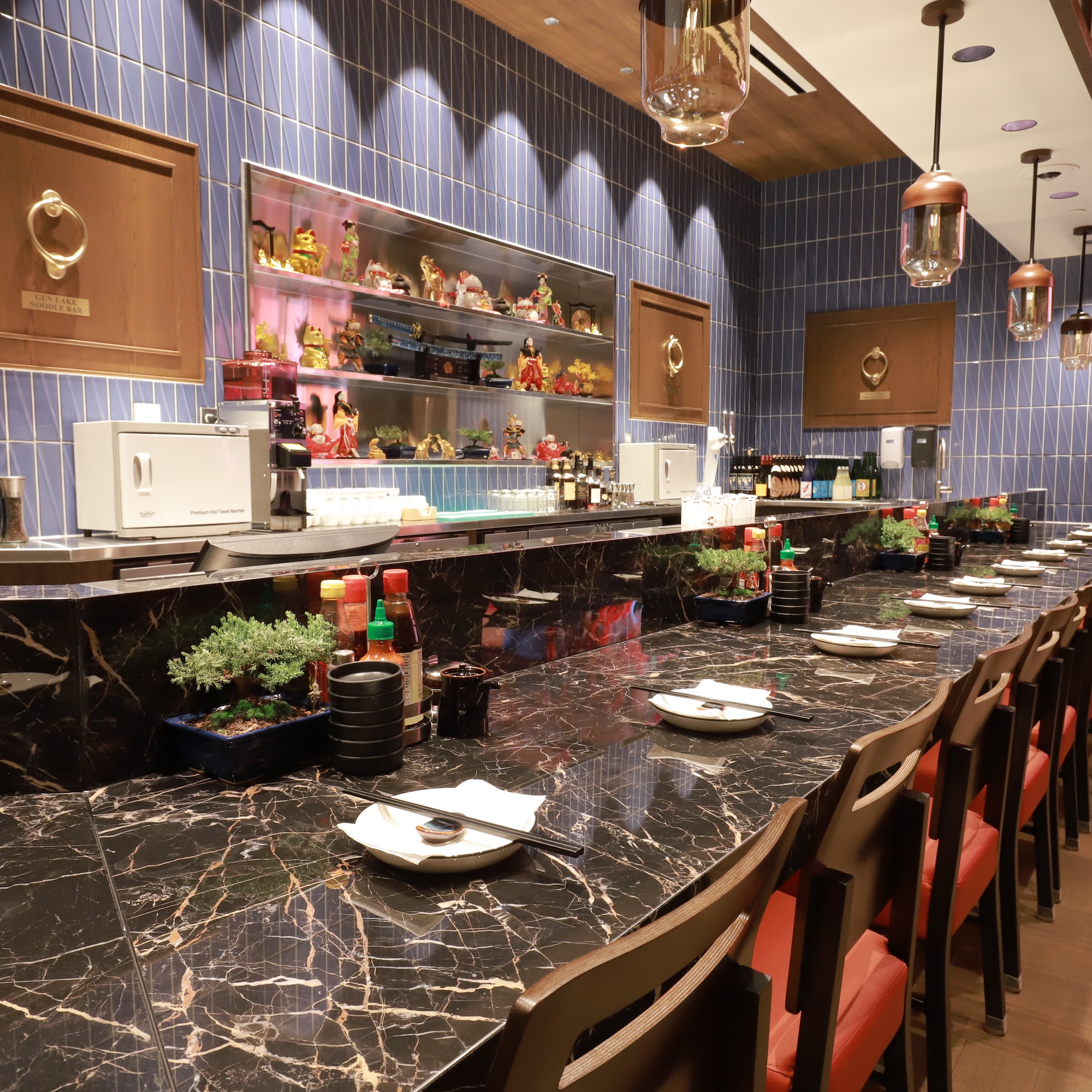 Lucky Dragon Noodle Bar