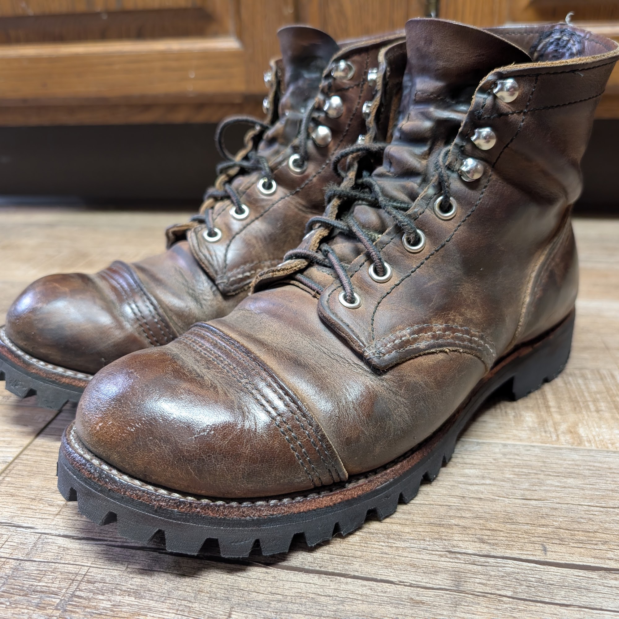 Baugh Shoe Repair 111 S Main St, Wayland Michigan 49348