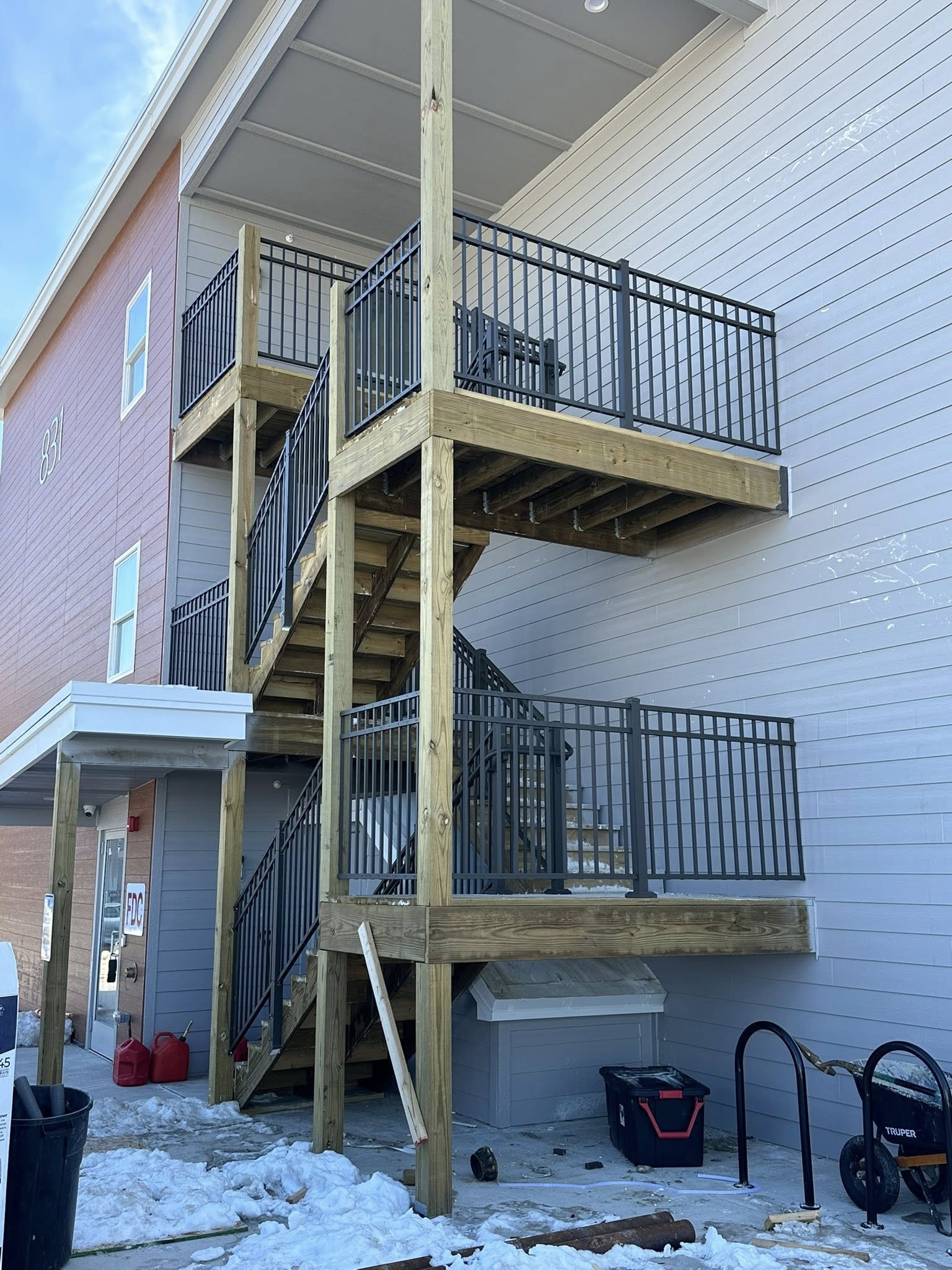 Novi Fence, LLC