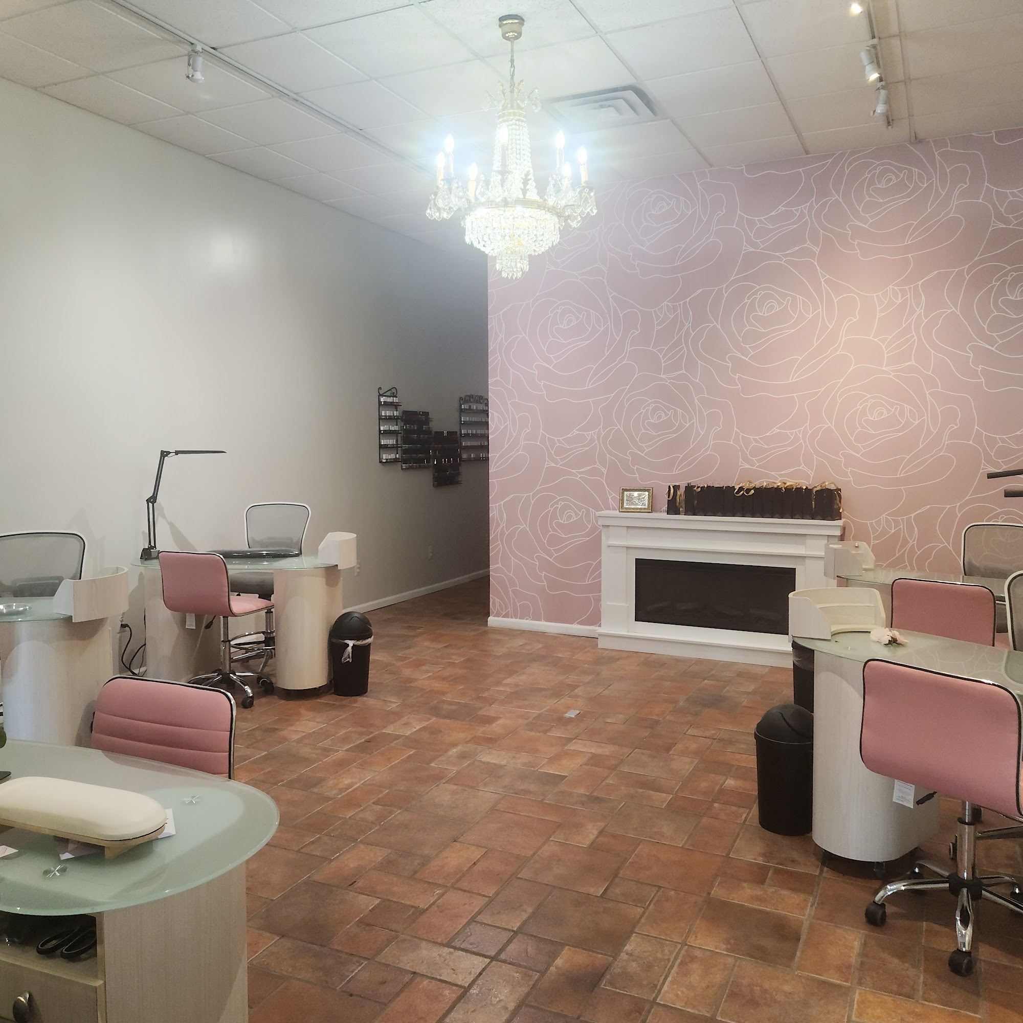 The Dotte Beauty 3152 Biddle Ave, Wyandotte Michigan 48192