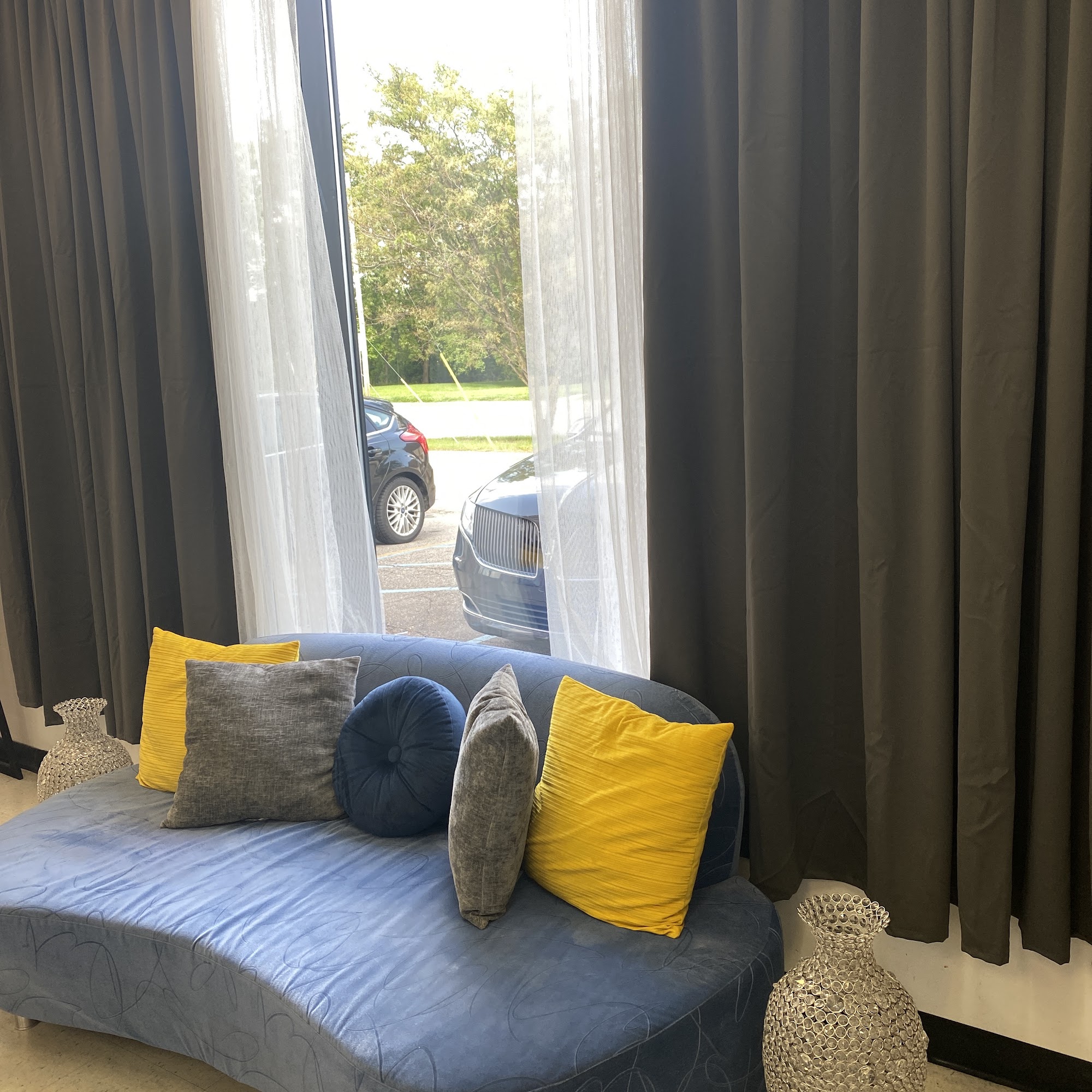 Lovely Lounge Hair Studio