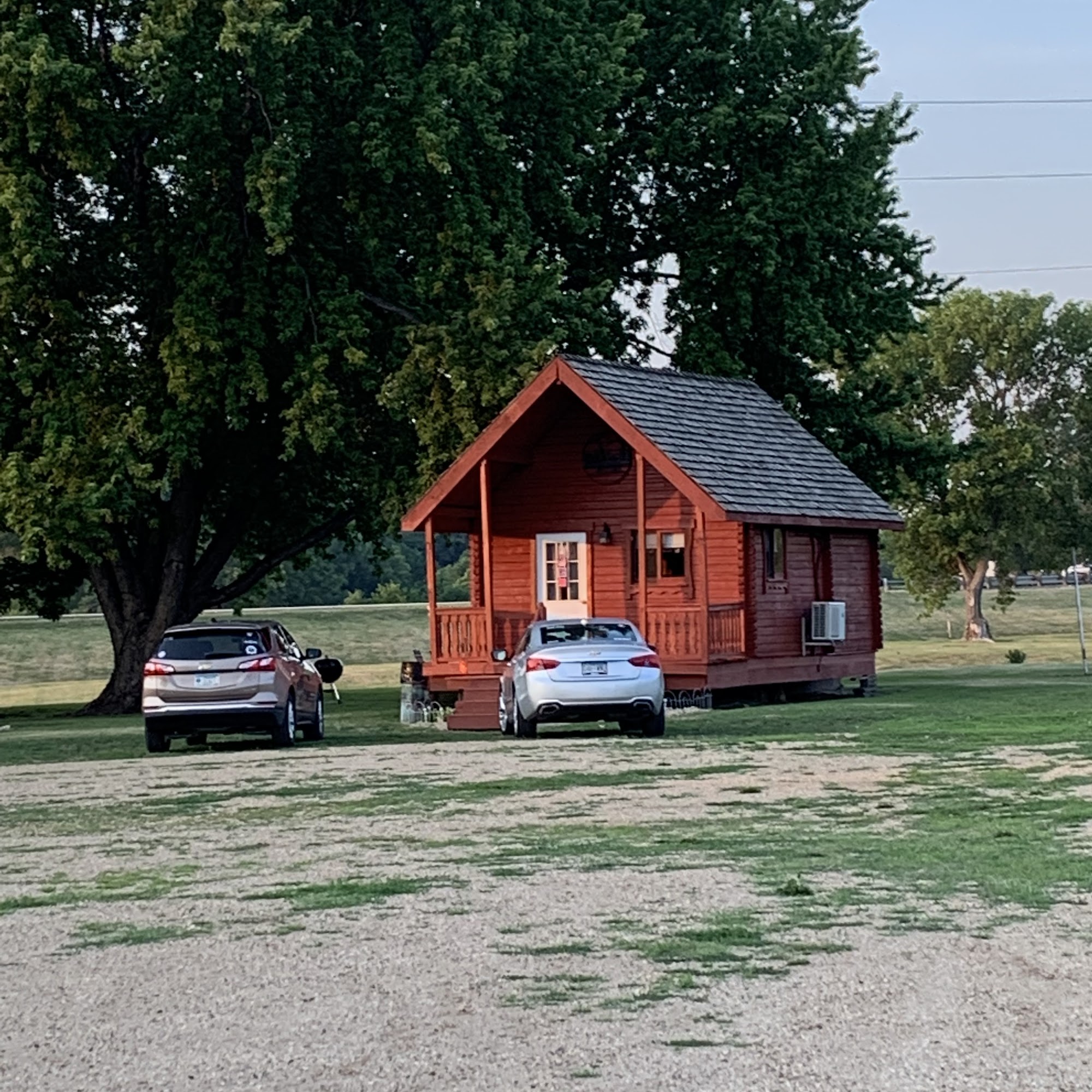 Outdoors Inn Campground 215 US-12, Benson