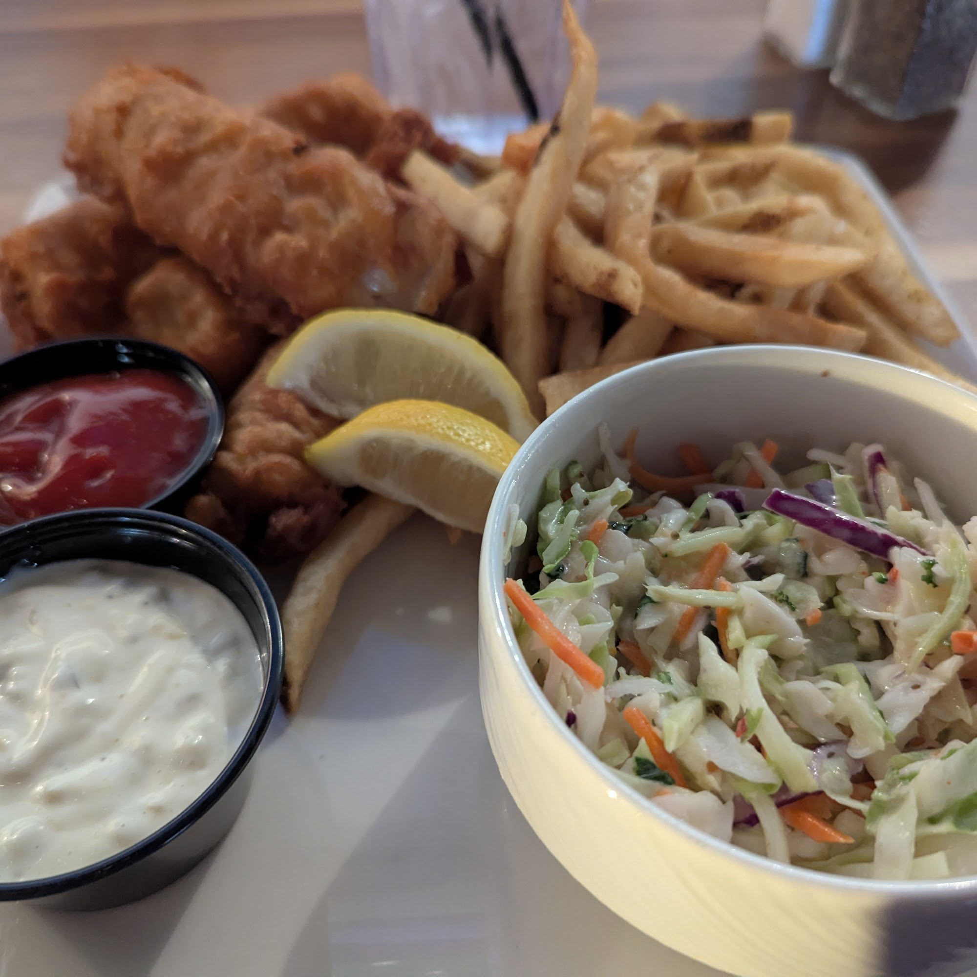 Willy's on the Water Big Lake