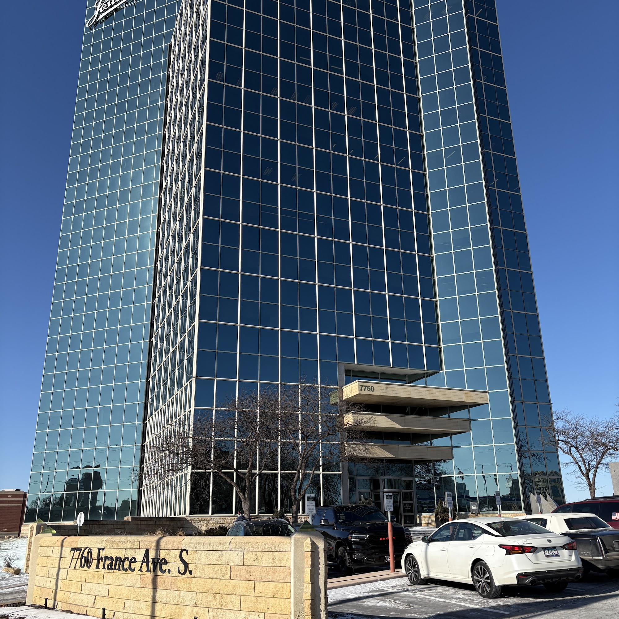Minnesota Oncology Bloomington Clinic 7760 France Ave S Suite 1000, Bloomington Minnesota 55435