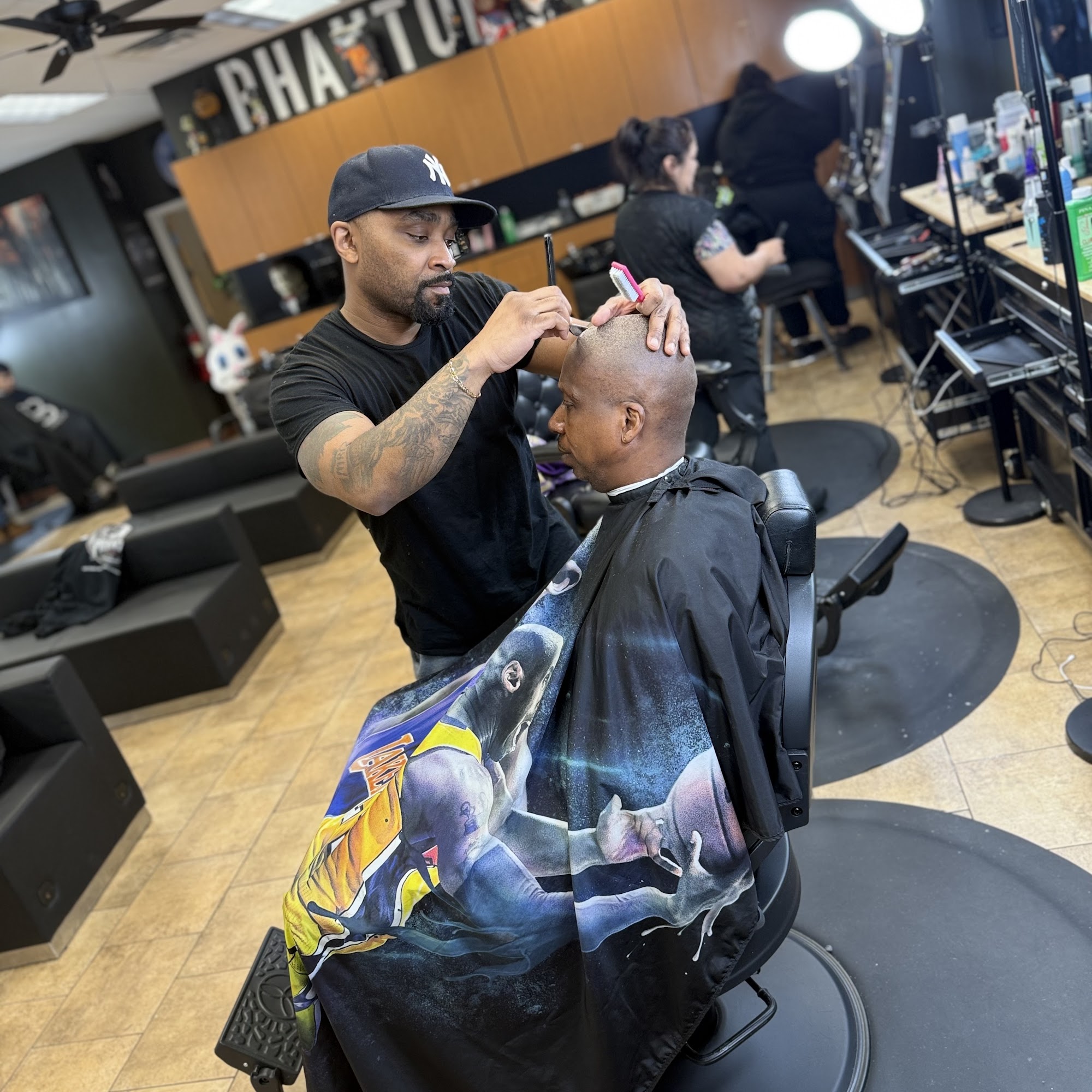 Phantom Fades 1038 Co Rd 42, Burnsville Minnesota 55337