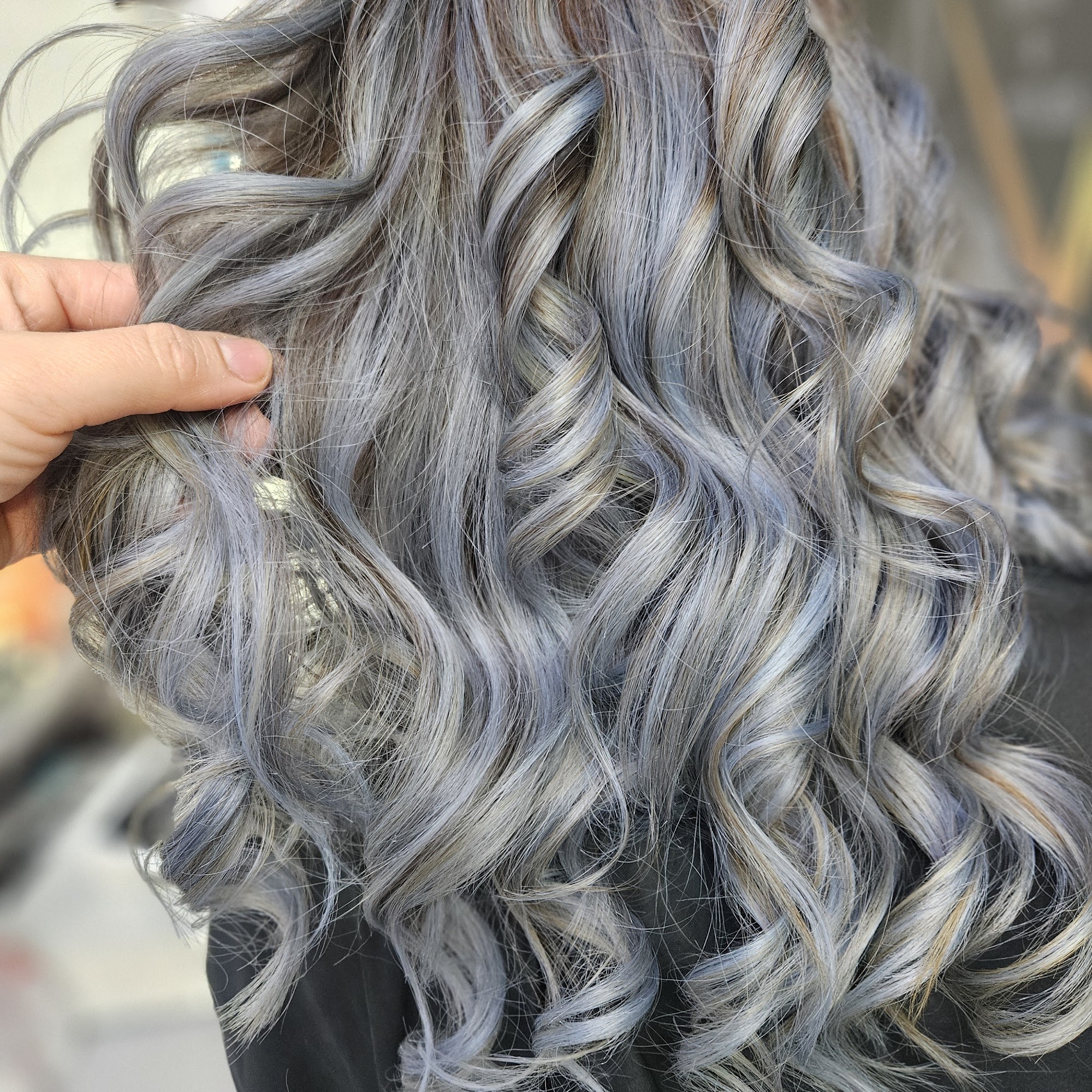 Salon Saida Cuts & Styles 2001 Cliff Rd E #104, Burnsville Minnesota 55337