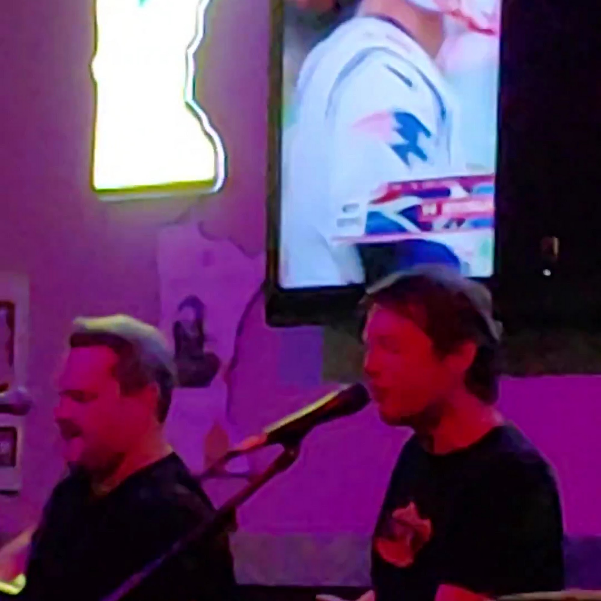 Lone Oak Bar and Grill Eagan