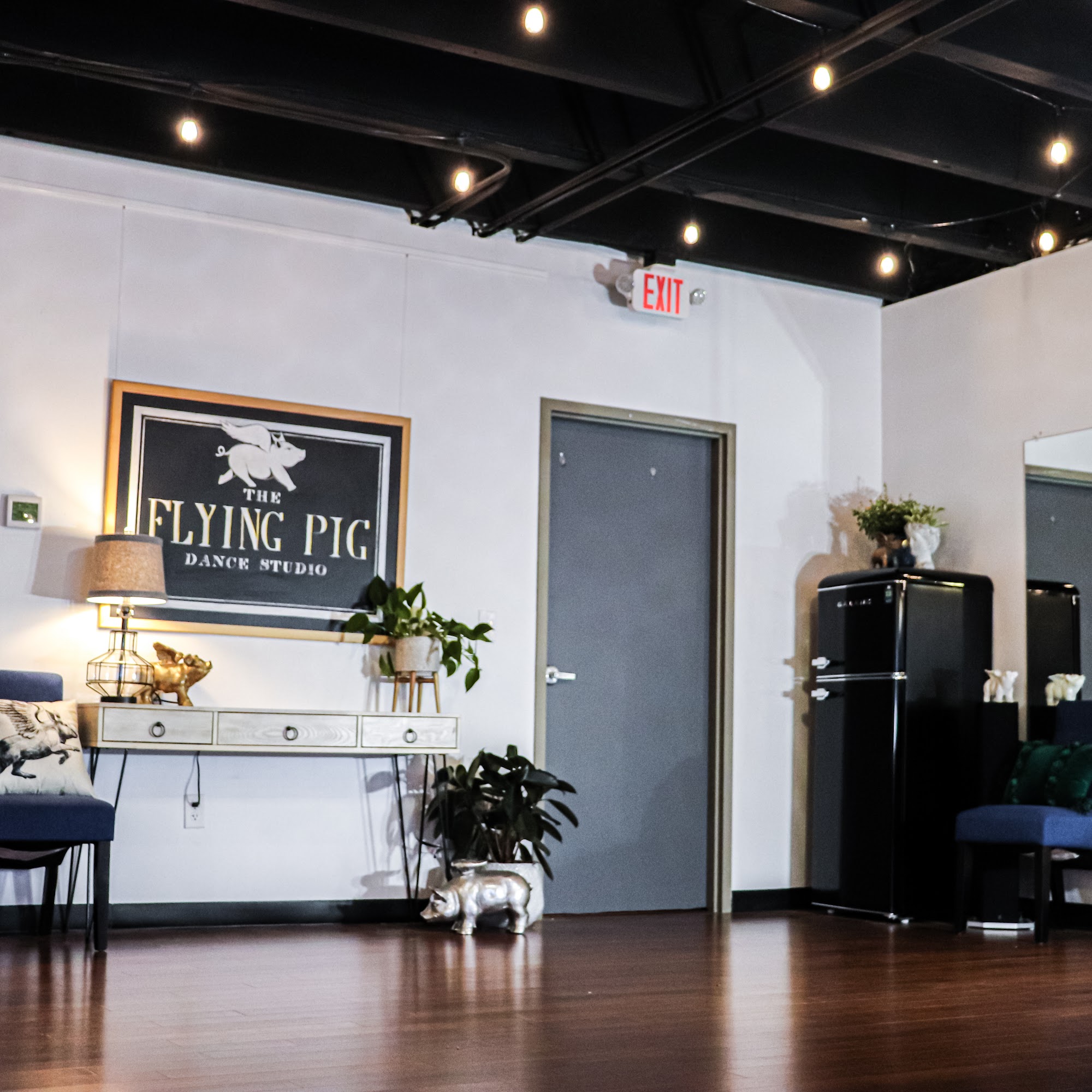The Flying Pig Dance Studio 2850 Highridge Terrace, Eagan Minnesota 55121
