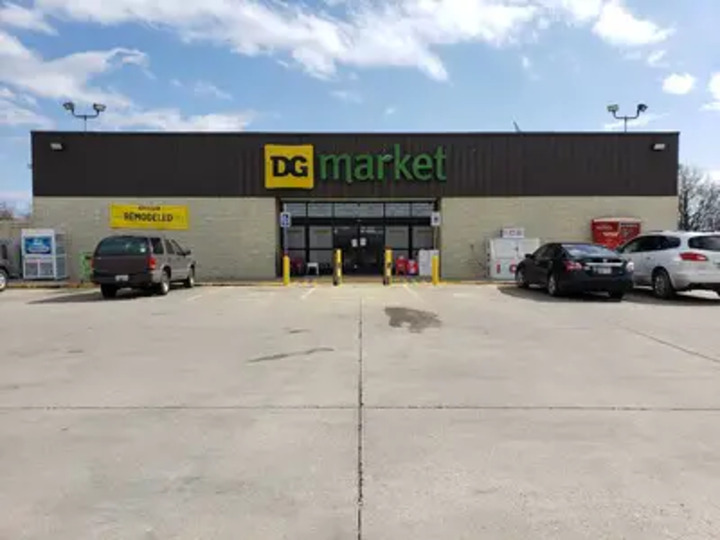 DG Market Grand Meadow