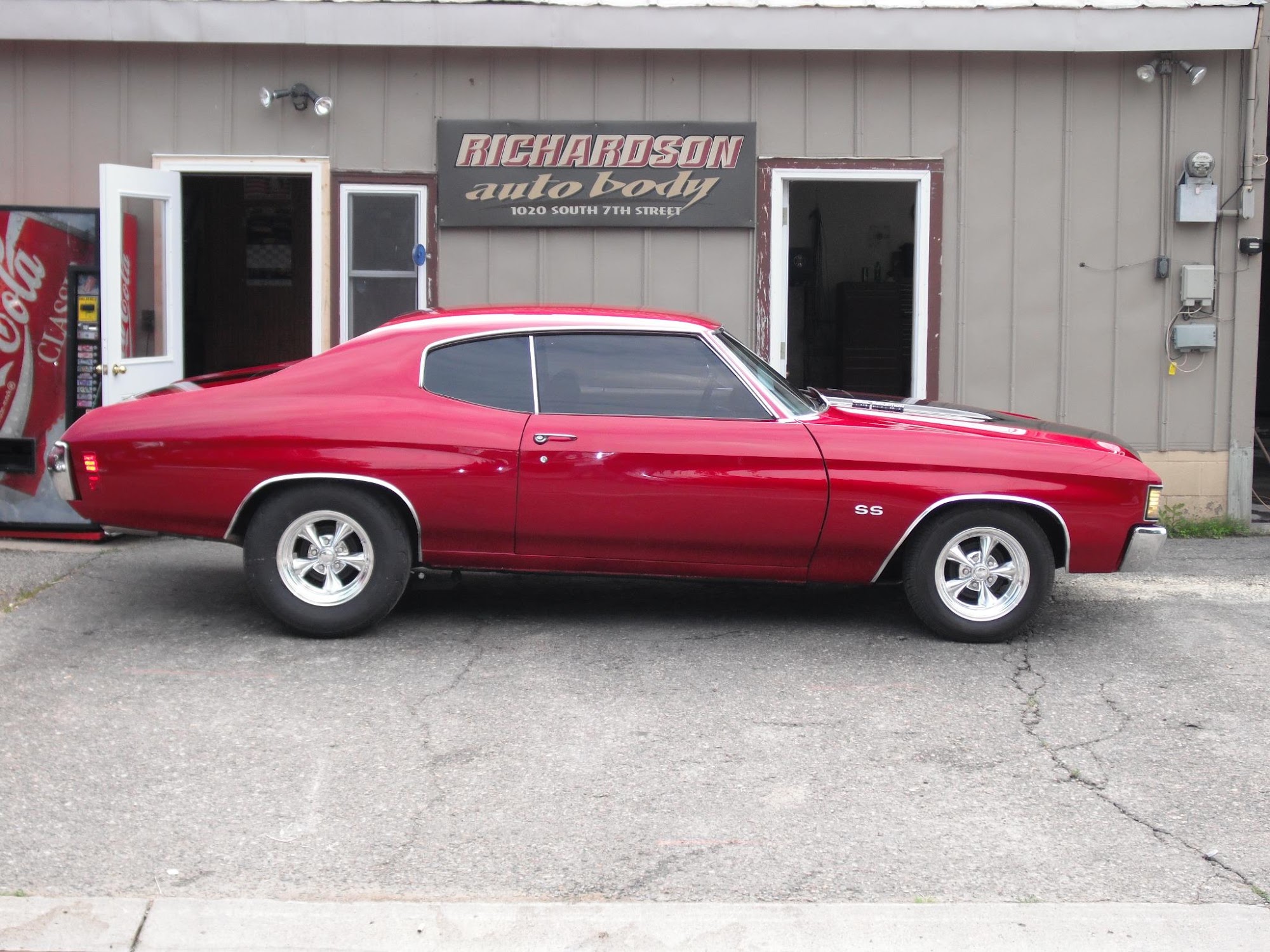 Richardsons Auto Body & Repair