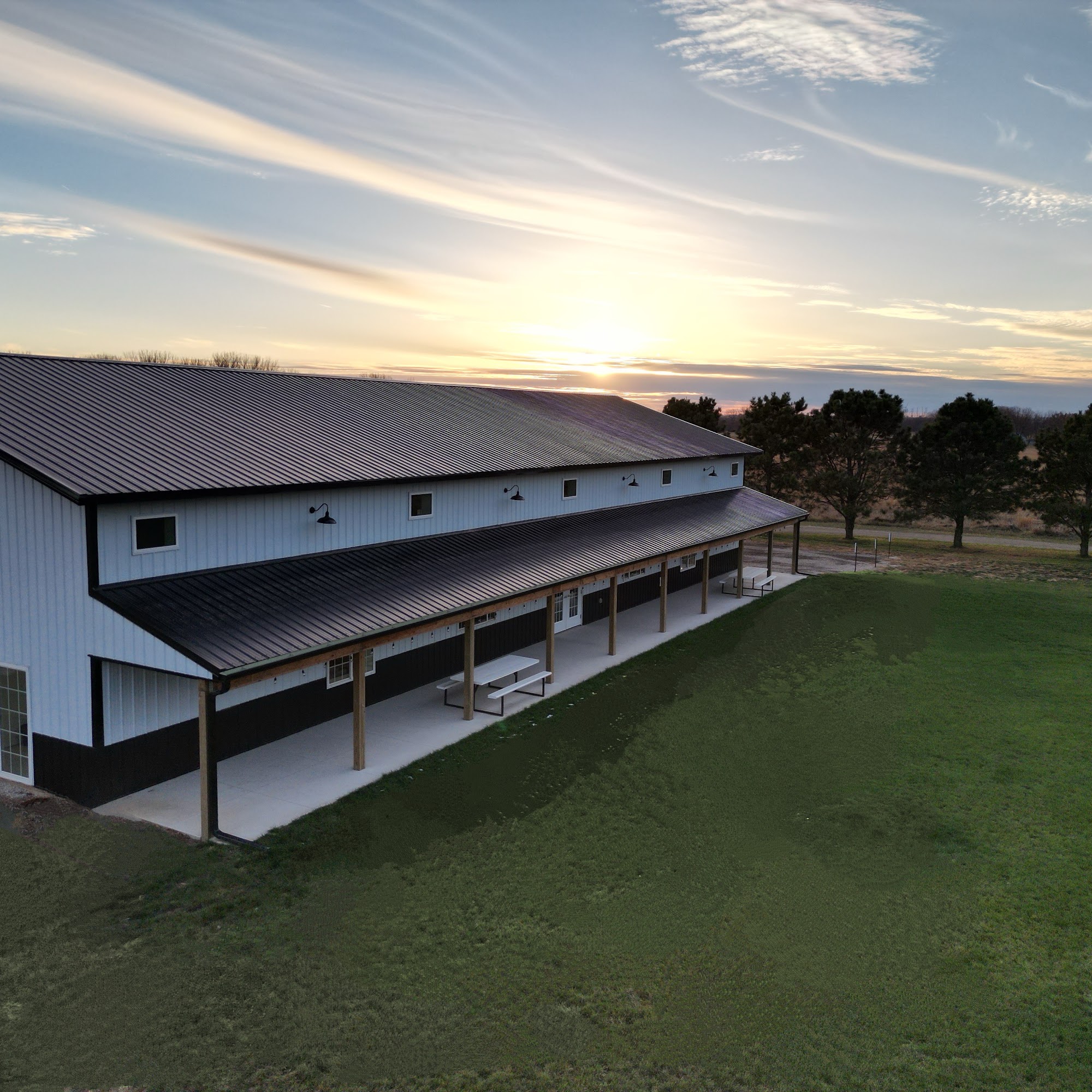 Whispering Pines Event Space Luverne