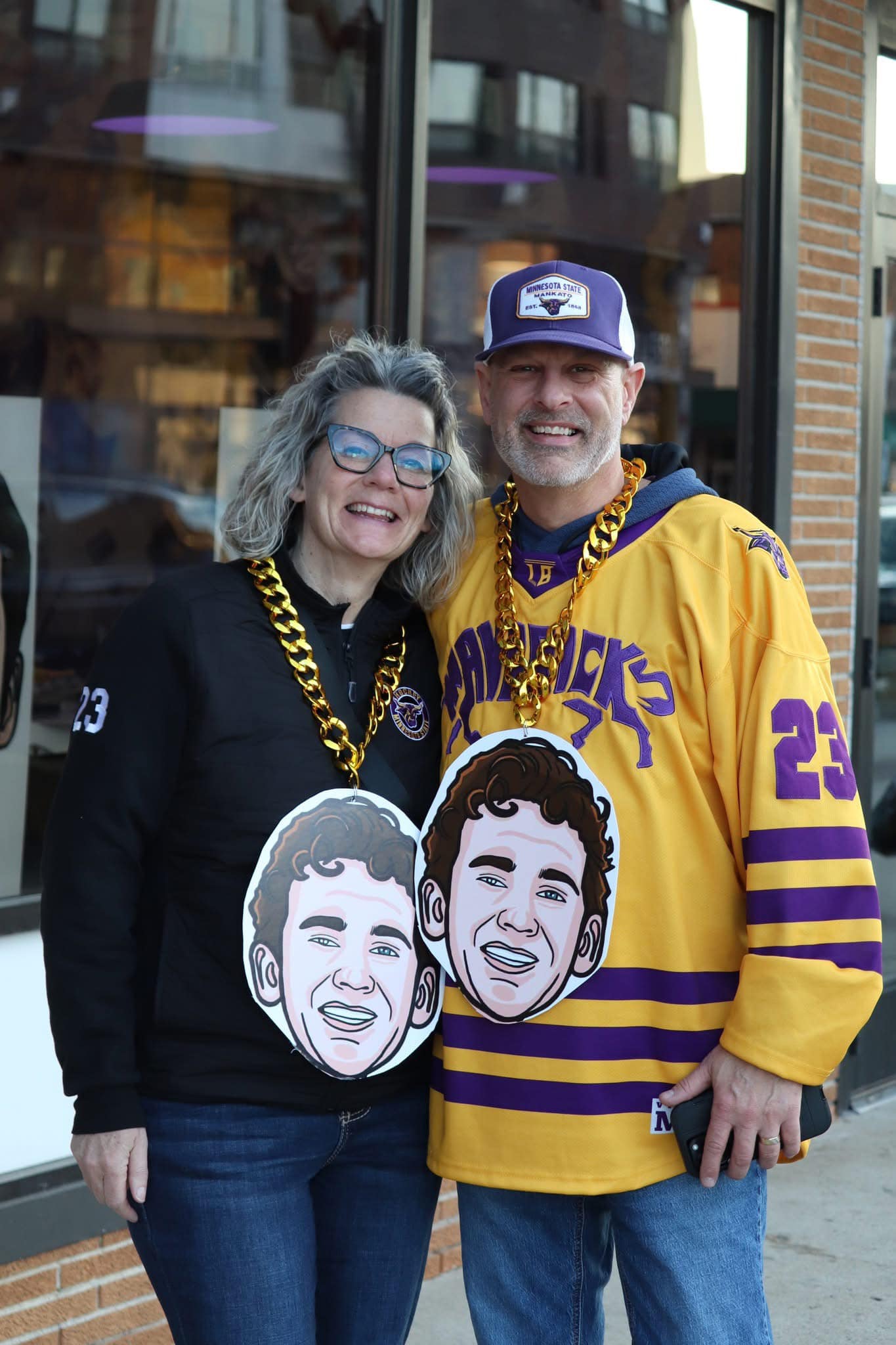 Maverick's Sports Grill Mankato