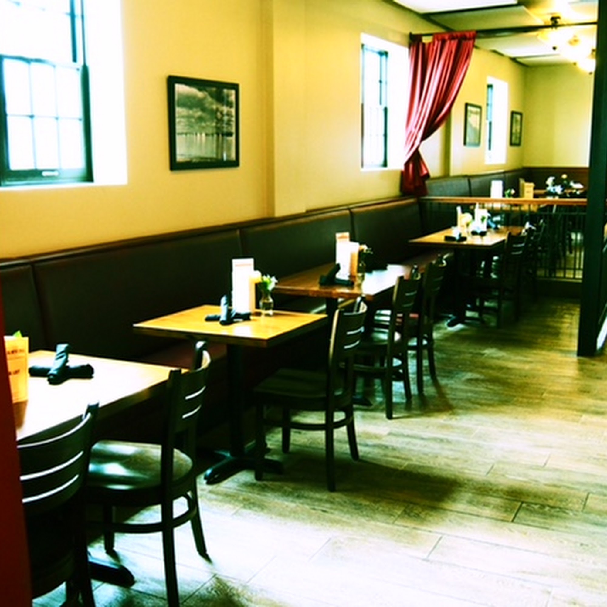 Lake & Irving Restaurant & Bar Minneapolis