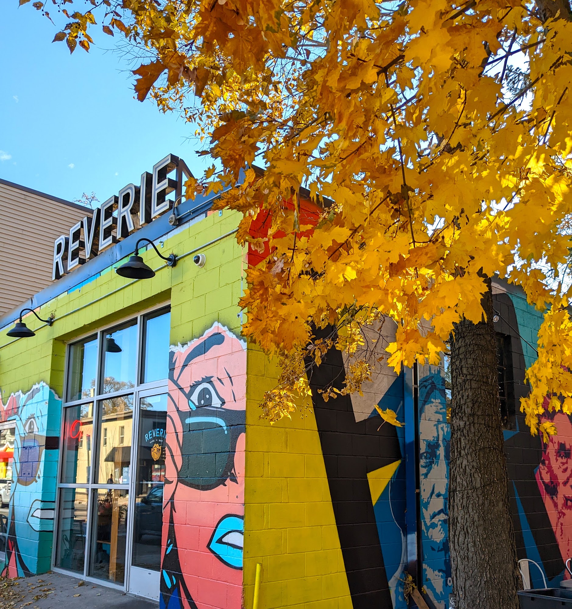 Reverie Cafe + Bar 1517 E 35th St, Minneapolis, MN 55407