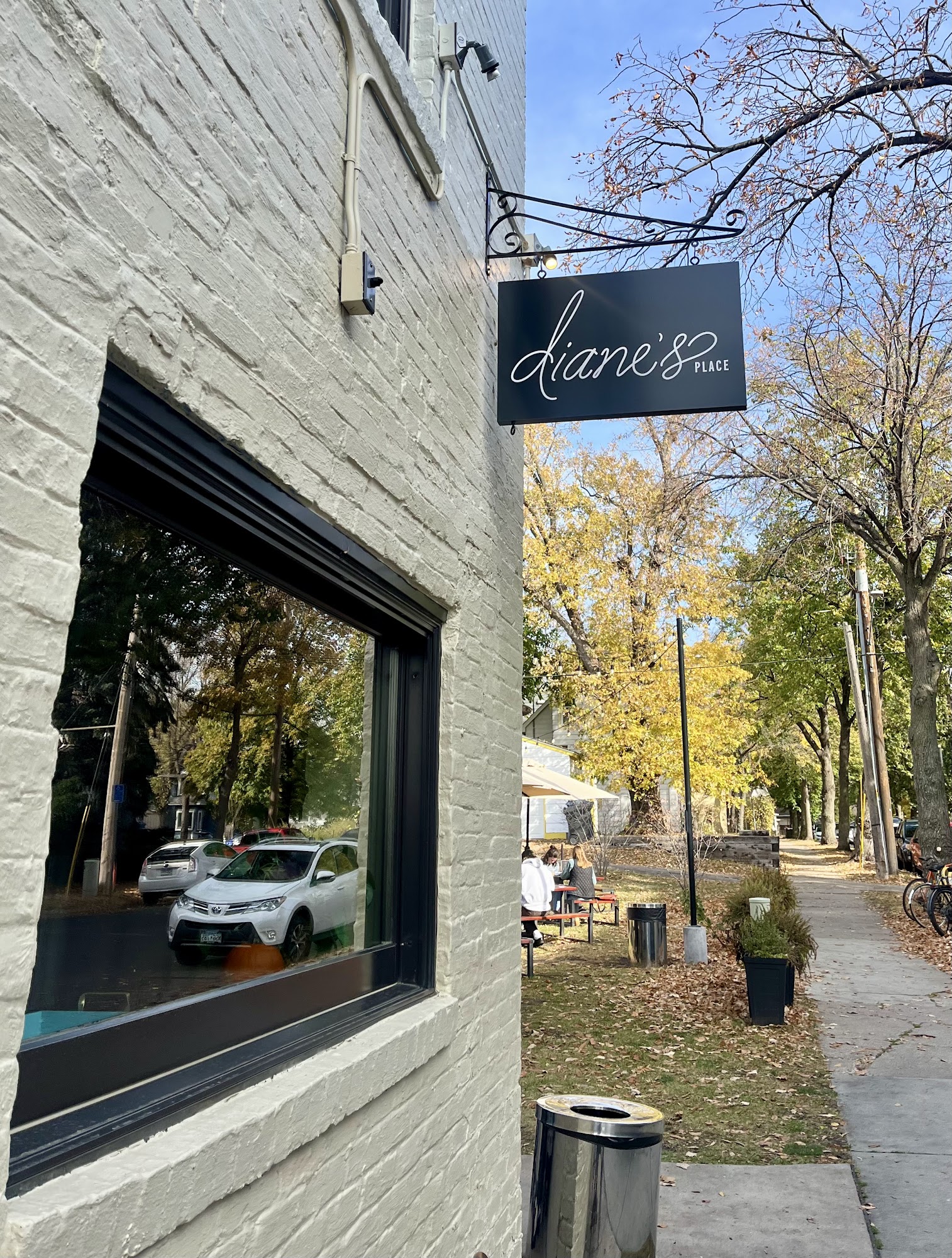 Diane's Place 117 14th Ave NE, Minneapolis