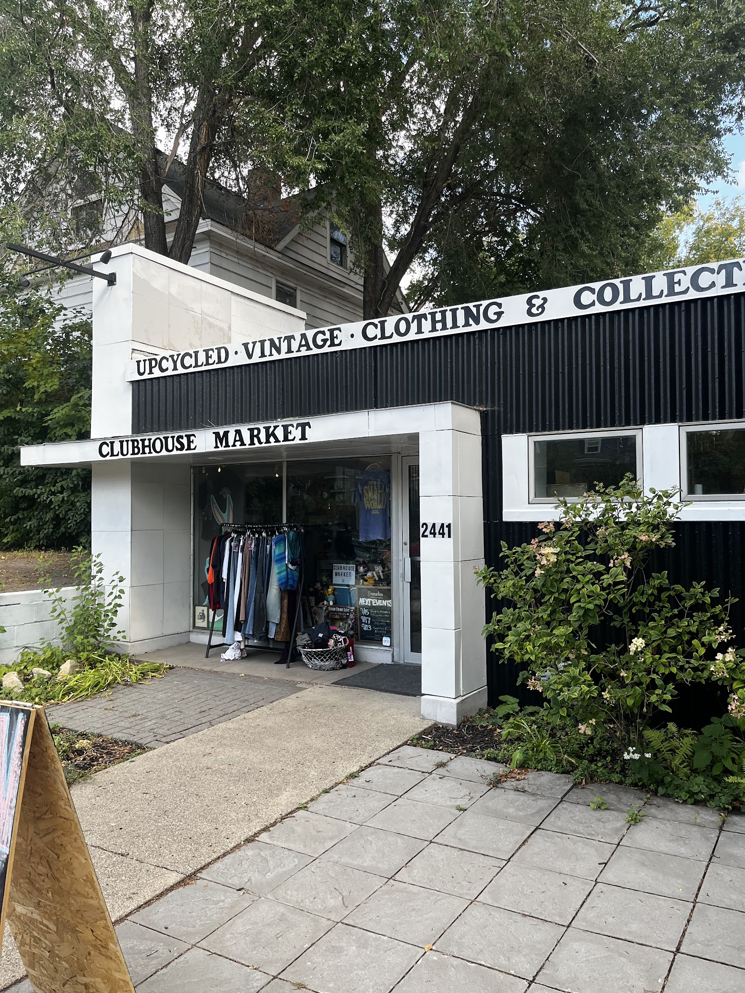 Clubhouse Market Minneapolis