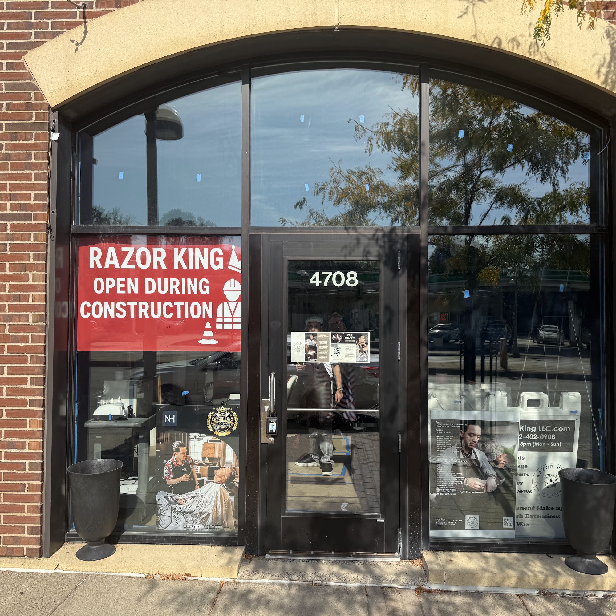 Razor King LLC 4708 Excelsior Blvd, Minneapolis Minnesota 55416