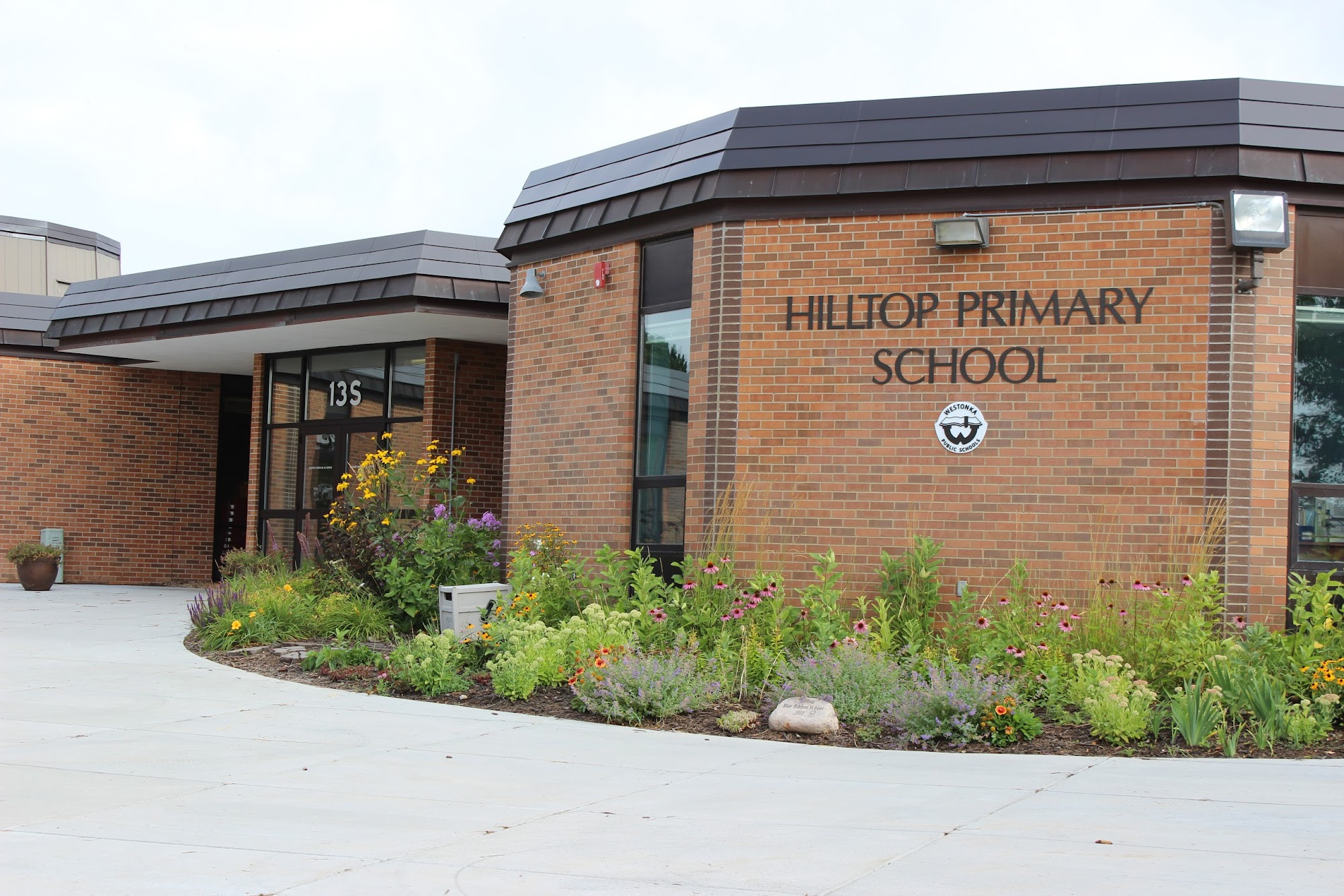 Hilltop Primary School Minnetrista