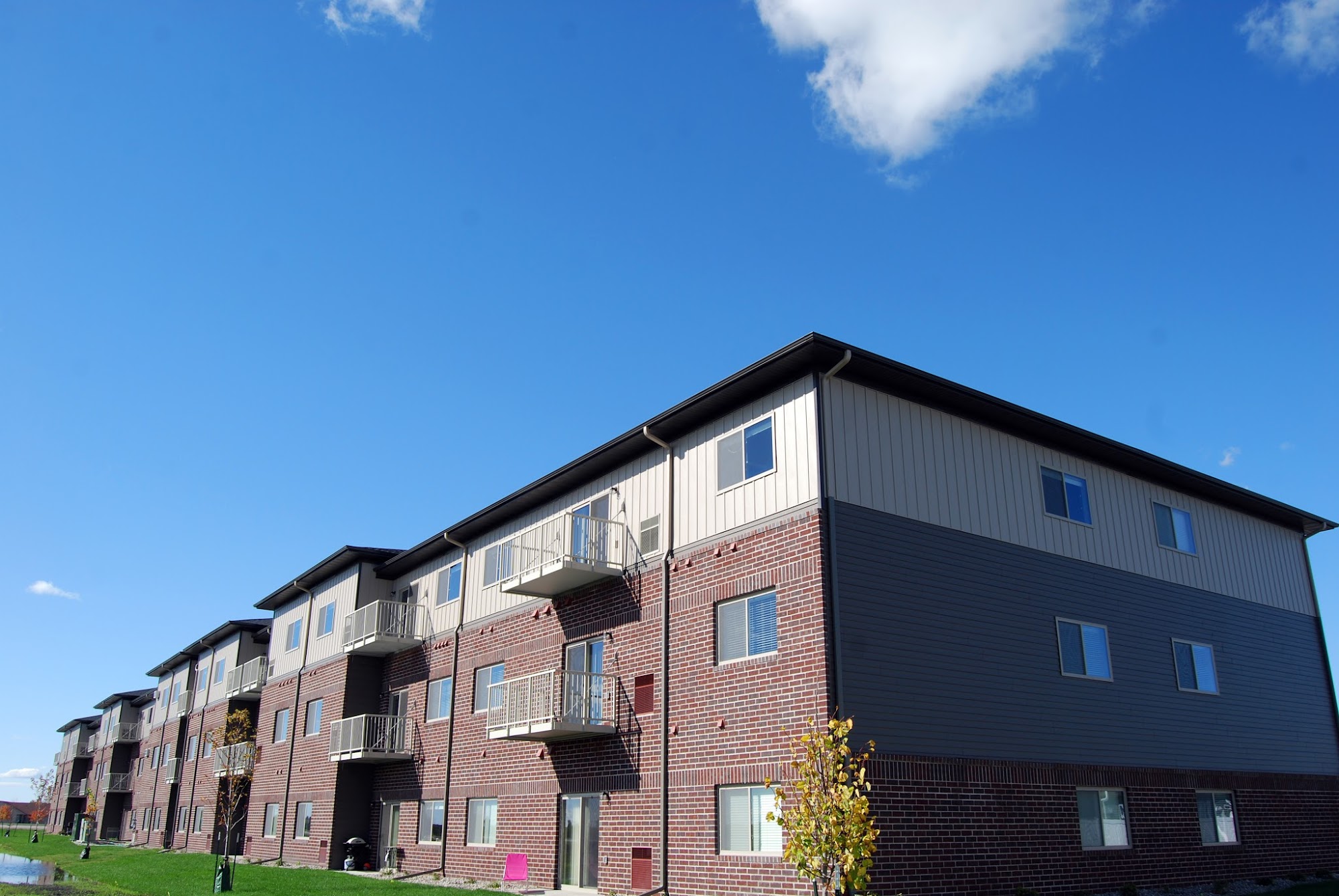 Signature Apartments at Stonemill Pond