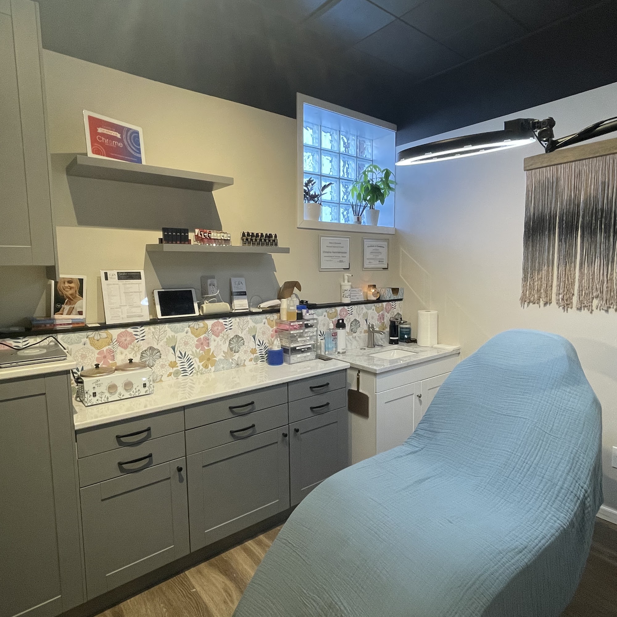 Everlasting Aesthetics, LLC 240 Central Ave, Osseo Minnesota 55369