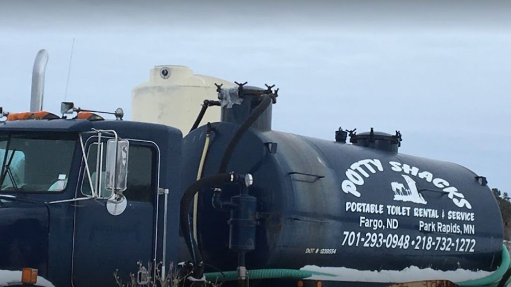 Potty Shacks Park Rapids