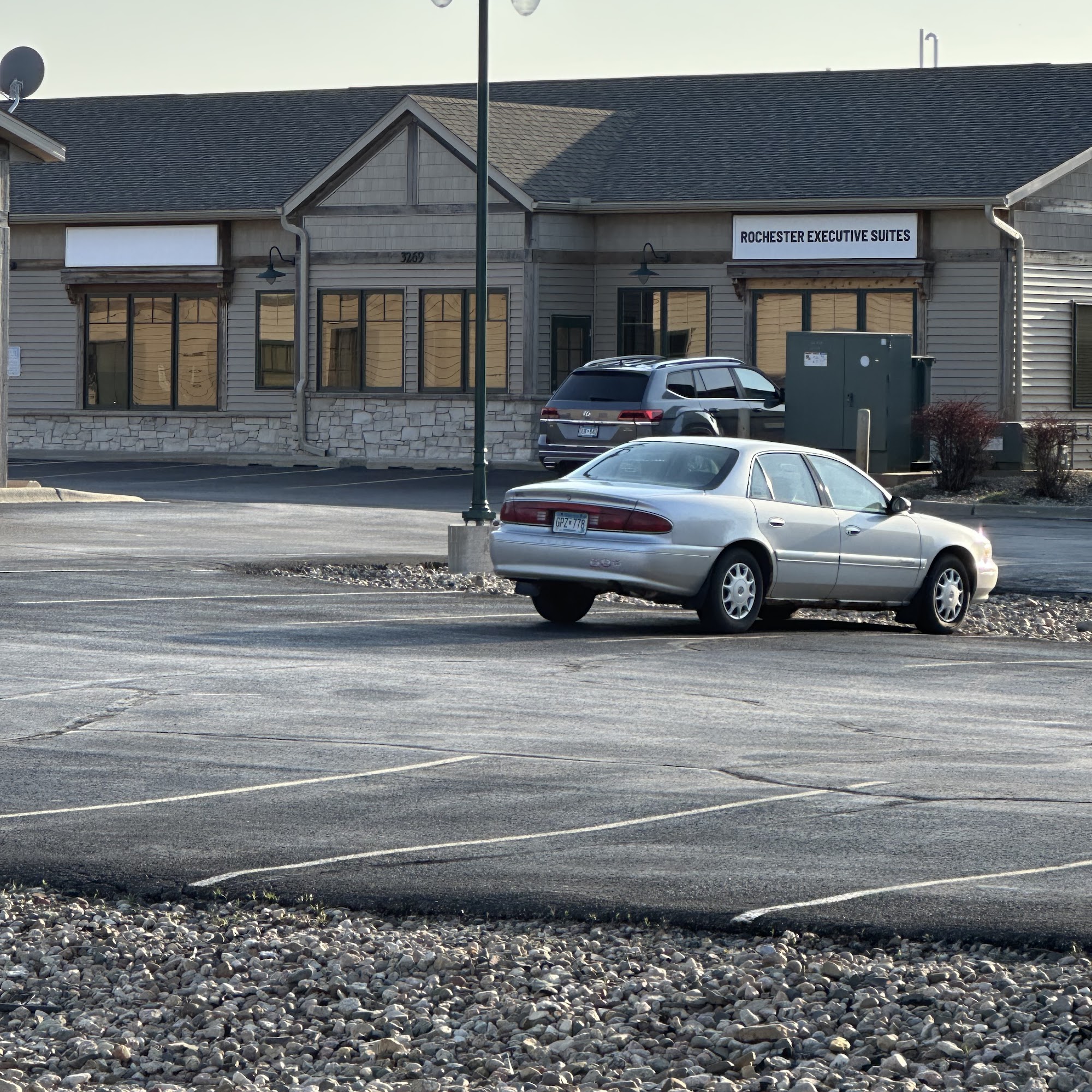 Weweins Barbershop 3269 19th St NW suite 340, Rochester Minnesota 55901