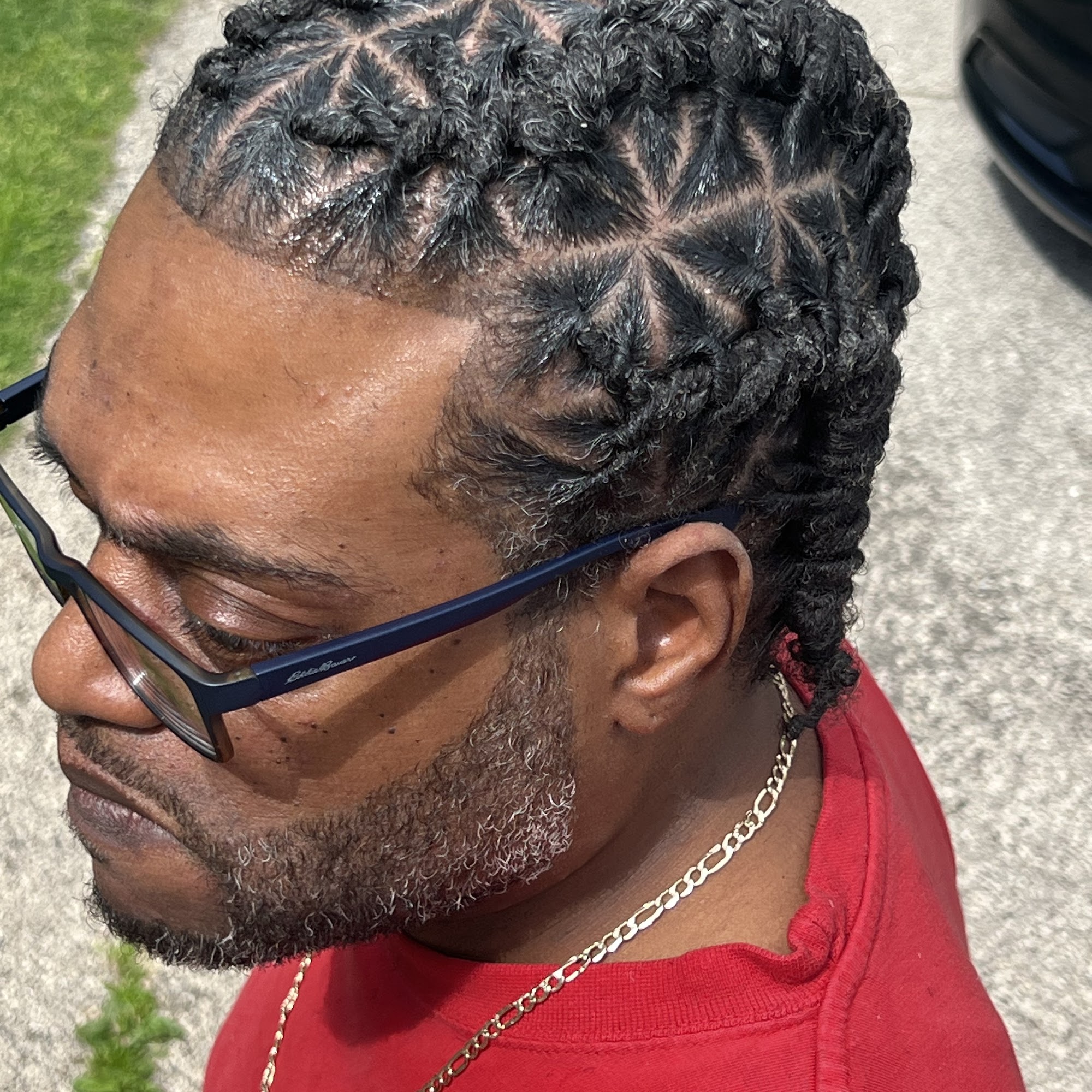 Locd N Beauty 521 N Broadway Ave, Rochester Minnesota 55906