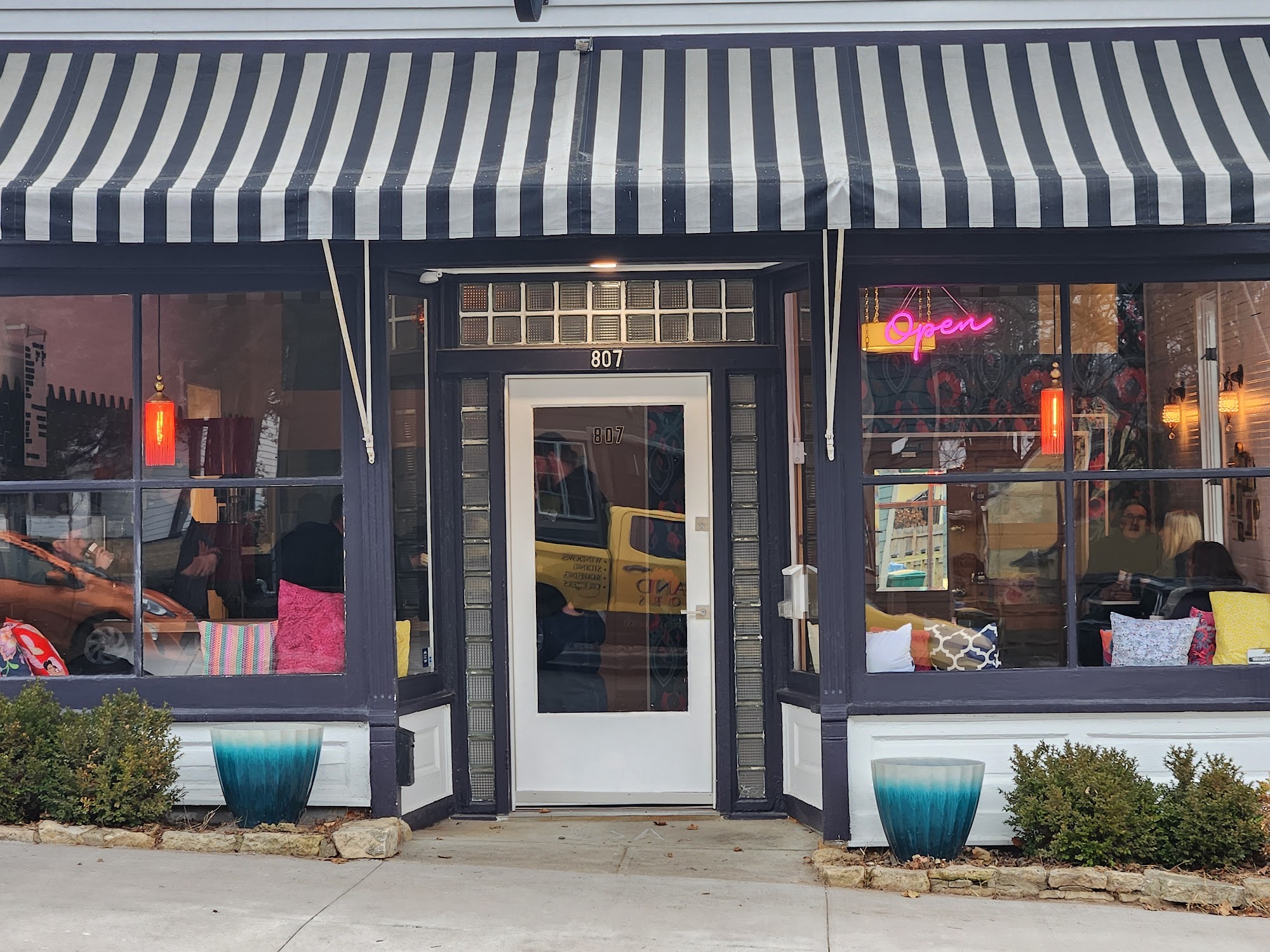 Mike & Kats Other Place Stillwater